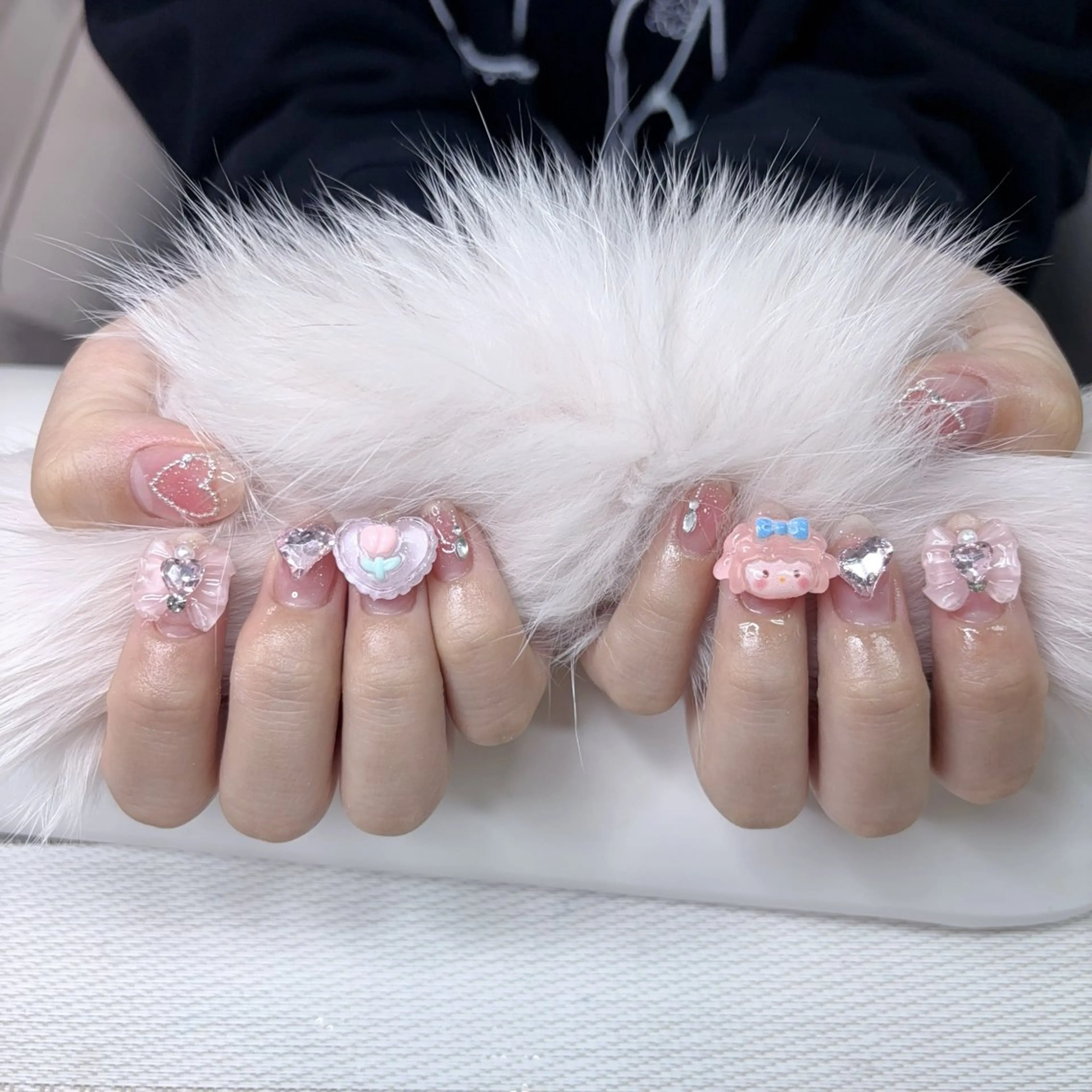 ネイル ハンドネイル ハンドケア 🤩 Yuliaユリアのネイルデザイン