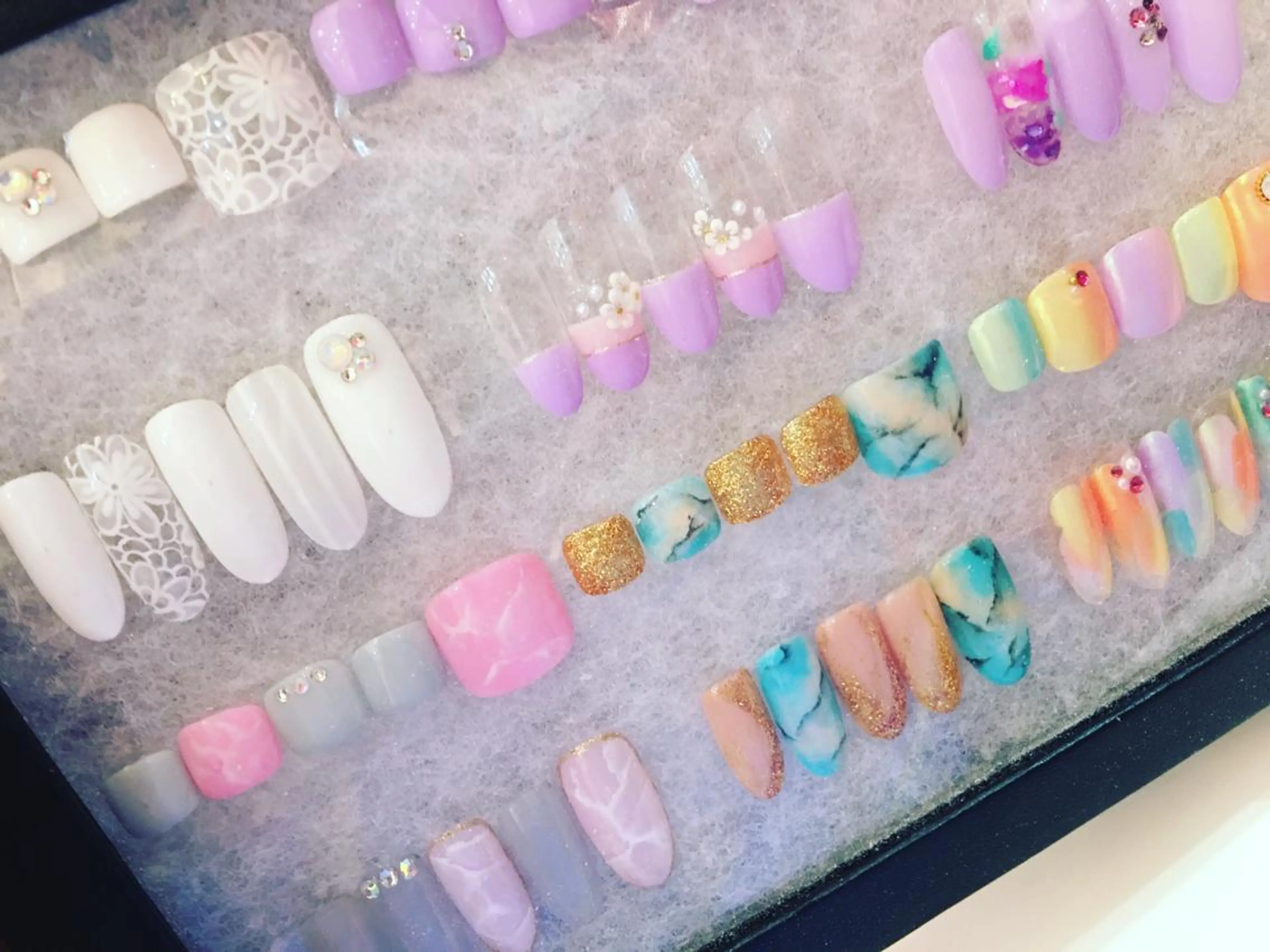 セミロング カラー パーマ ヘアアレンジ メンズ キッズ ネイル マツエク・マツパ 学生（メンズ向け） 付け放題 学生 アートネイル フットネイル NAILSGOGO shibuyaのネイルデザイン