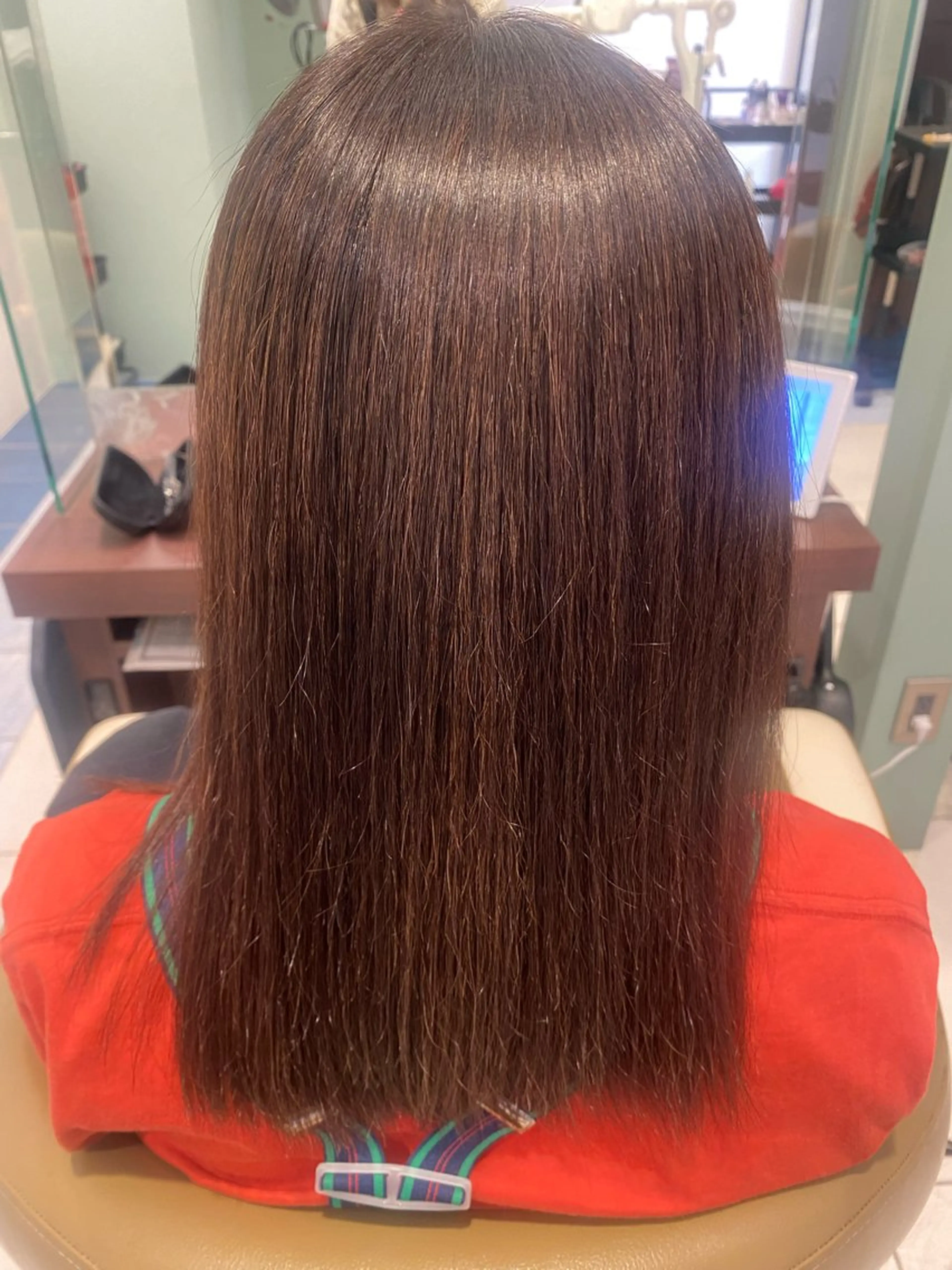 セミロング カット 縮毛矯正 トリートメント フルカワ ノゾミのヘアスタイル
