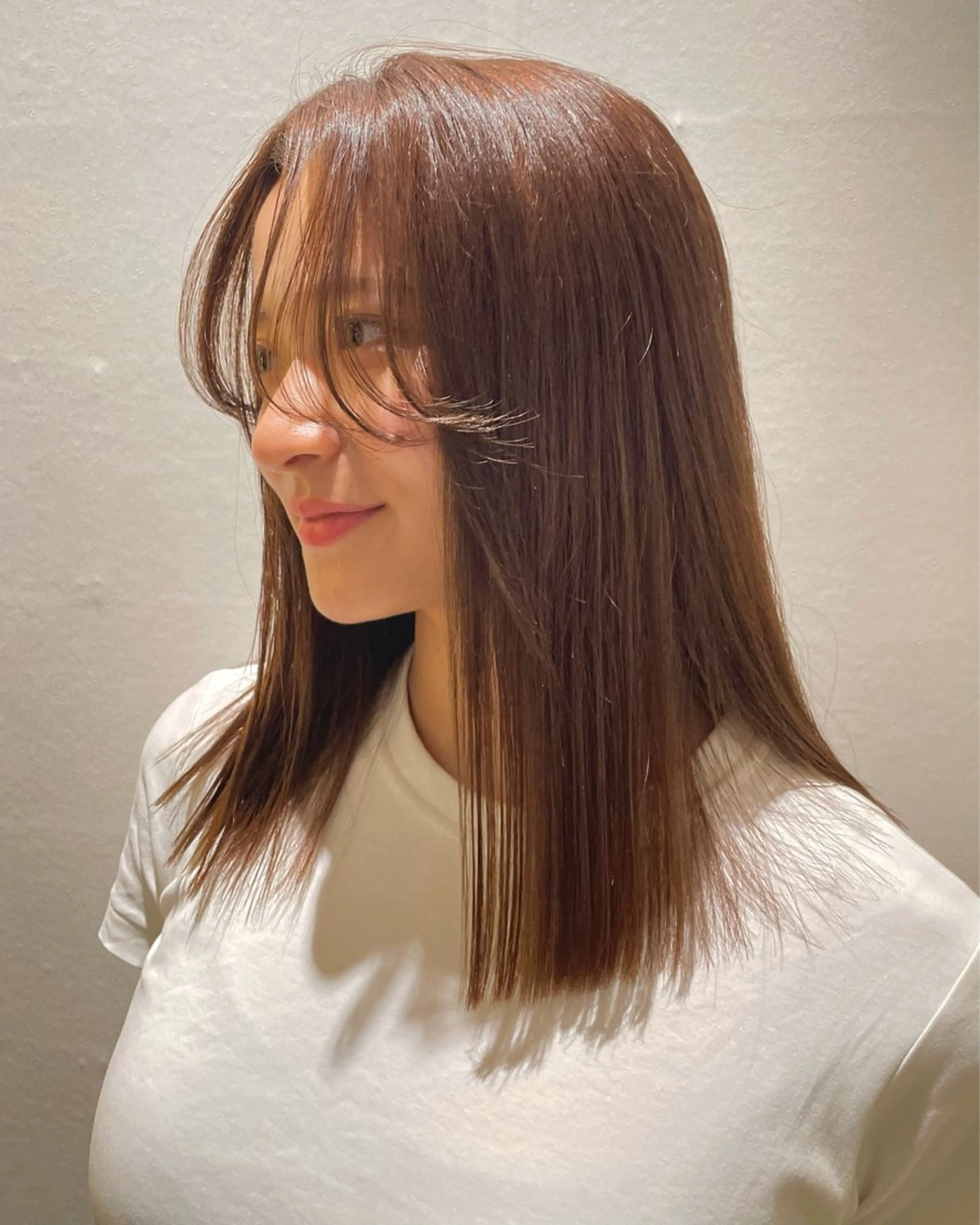 ミディアム カラー ヘアアレンジ ミディアムパーマ ダブルカラー 髪質改善 縮毛矯正 トリートメント 脇野 茉優のヘアスタイル