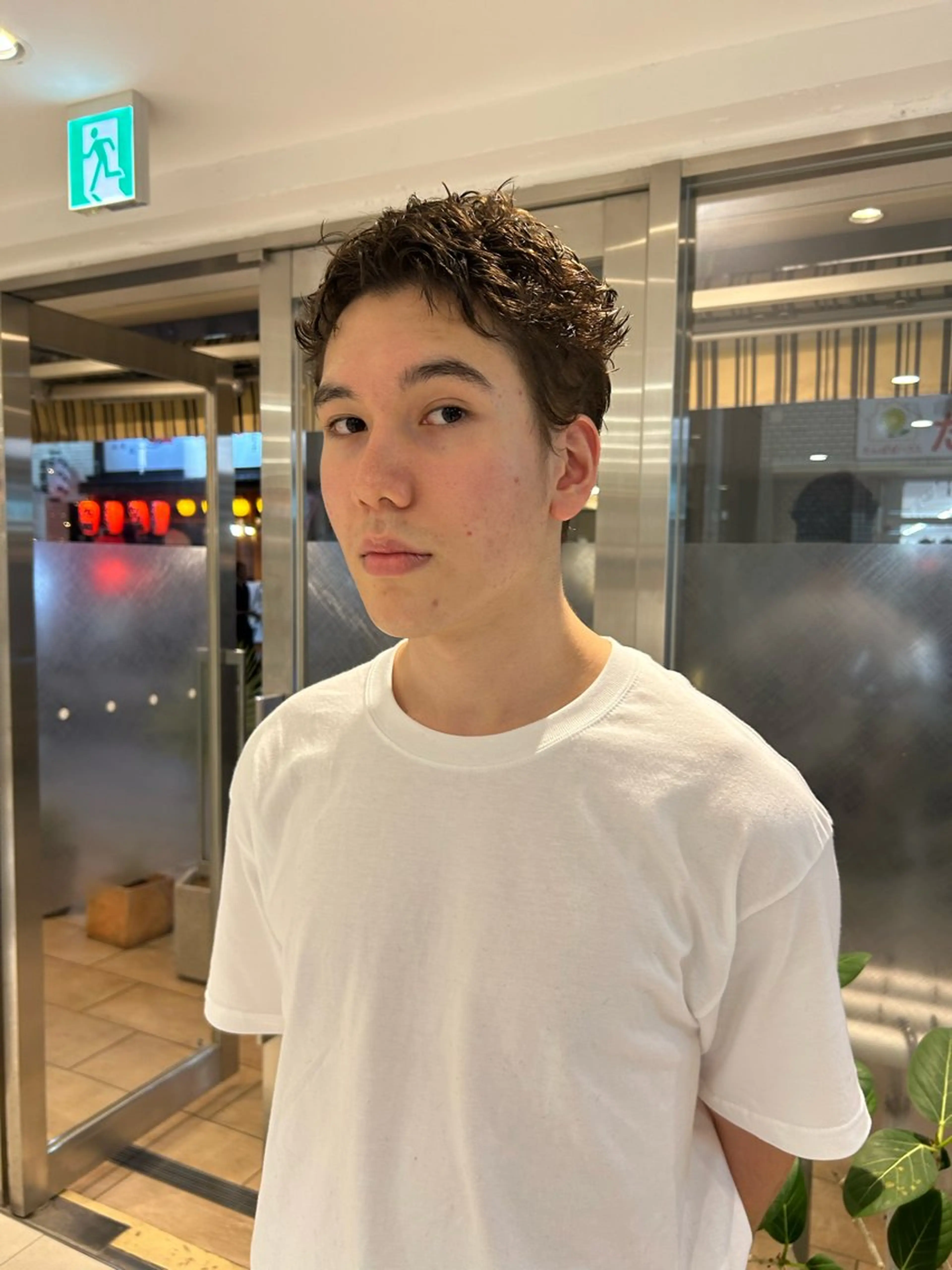 ショート パーマ メンズ カット ヘアカラー パーマが得意です💥 ハユカといいます❗️のヘアスタイル