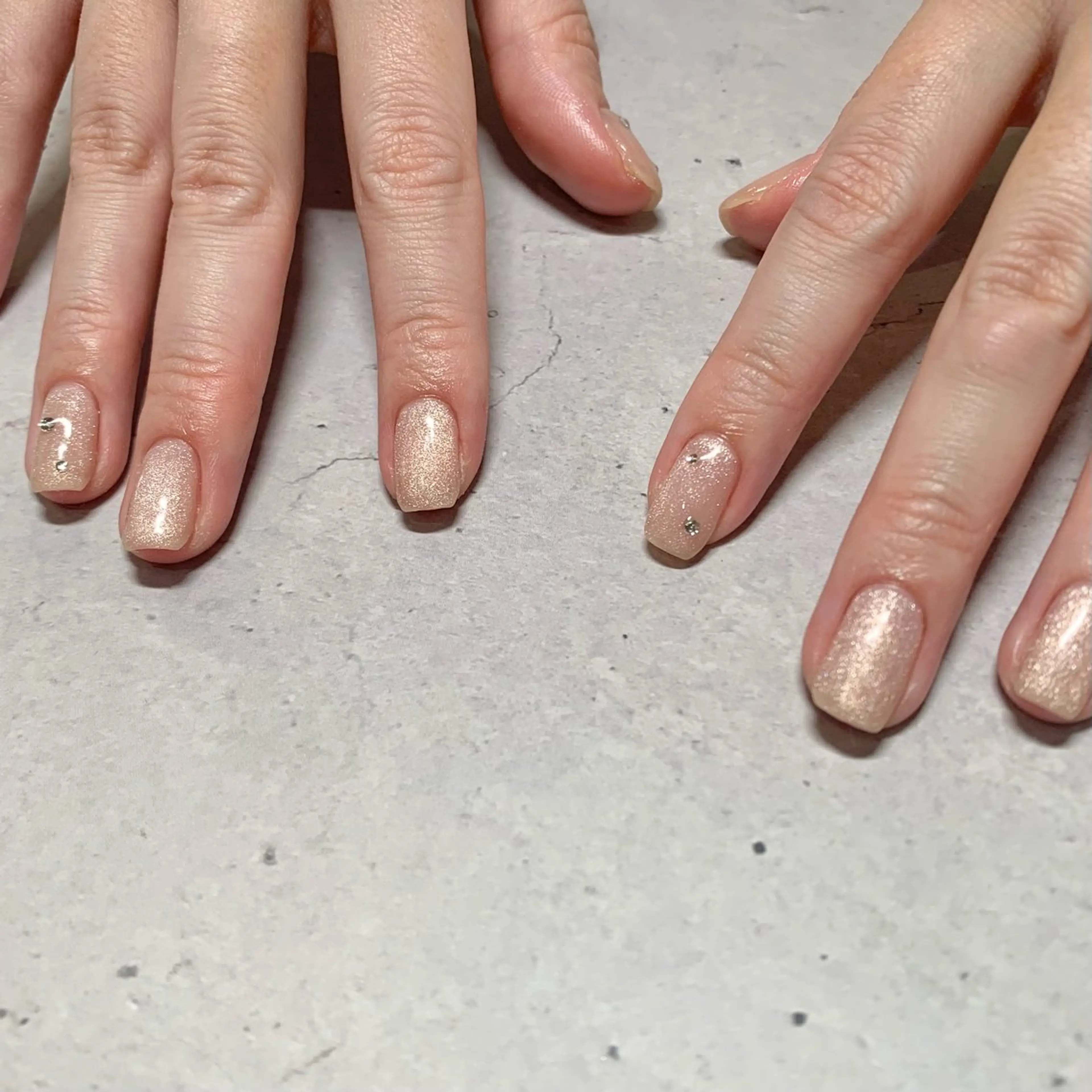 ネイル ハンドネイル chika .のネイルデザイン