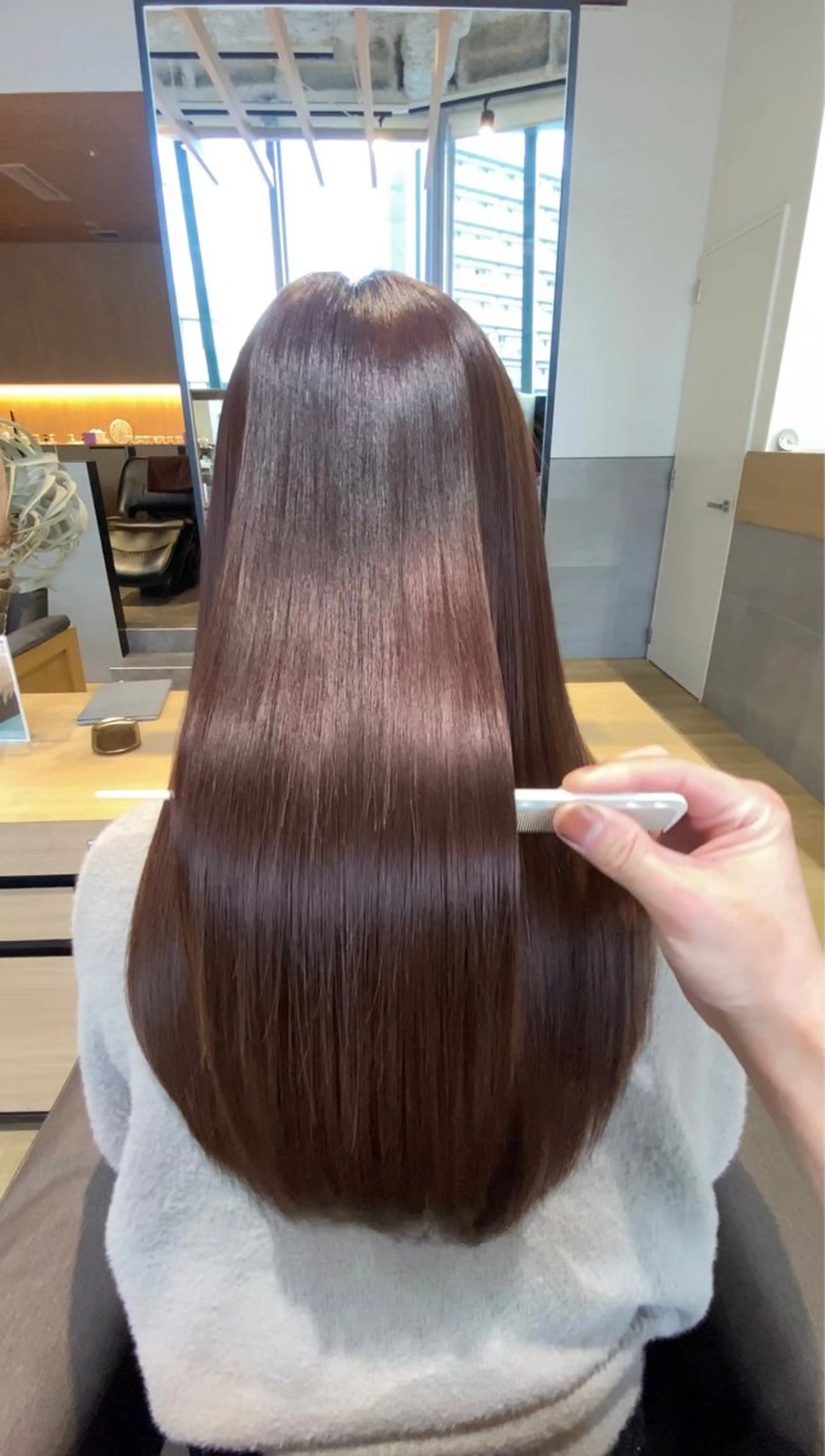 ロング 盛れる顔まわり🎀 髪質改善💐羽村勇樹のヘアスタイル
