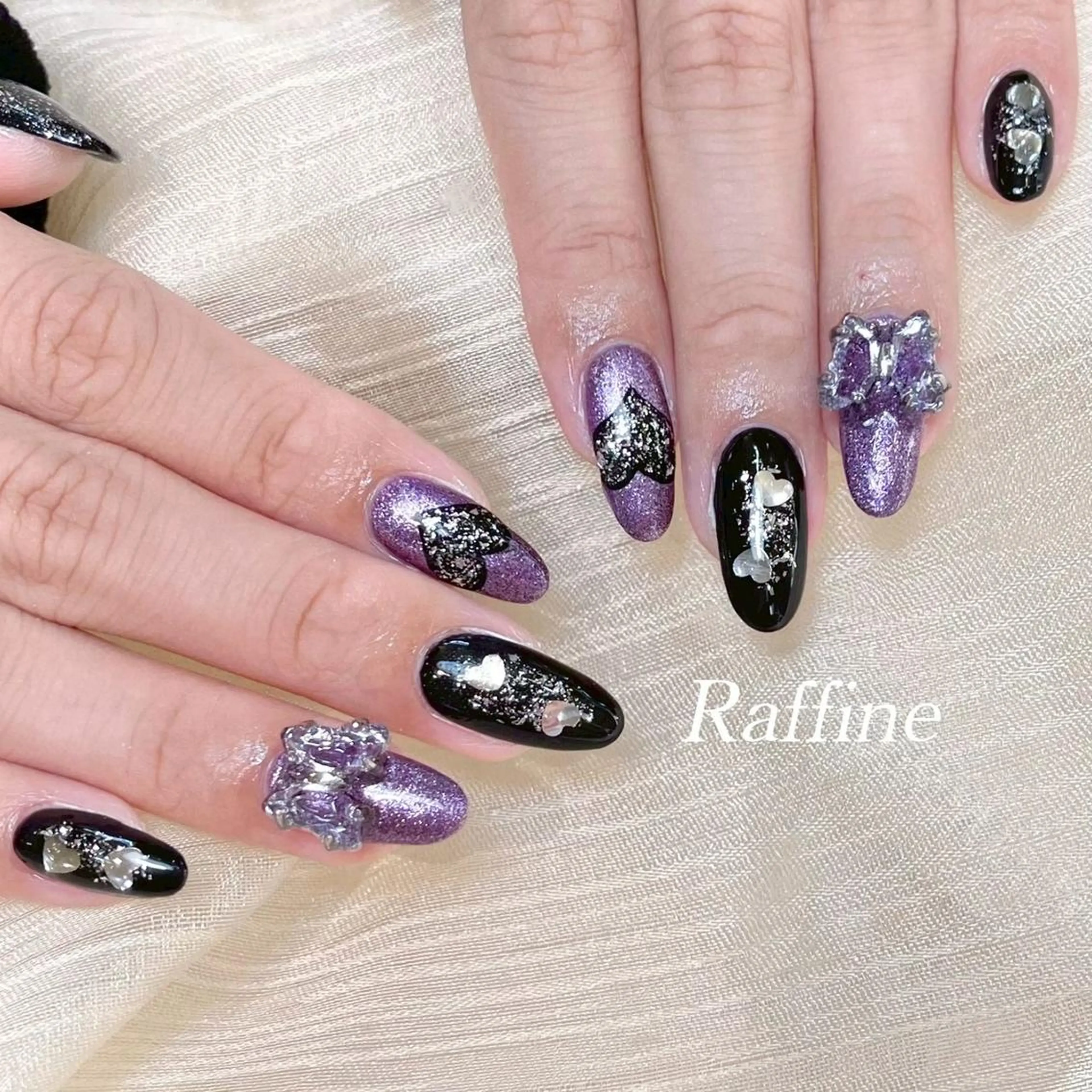 ネイル ハンドネイル RAFFINE haru🦋🩵のネイルデザイン