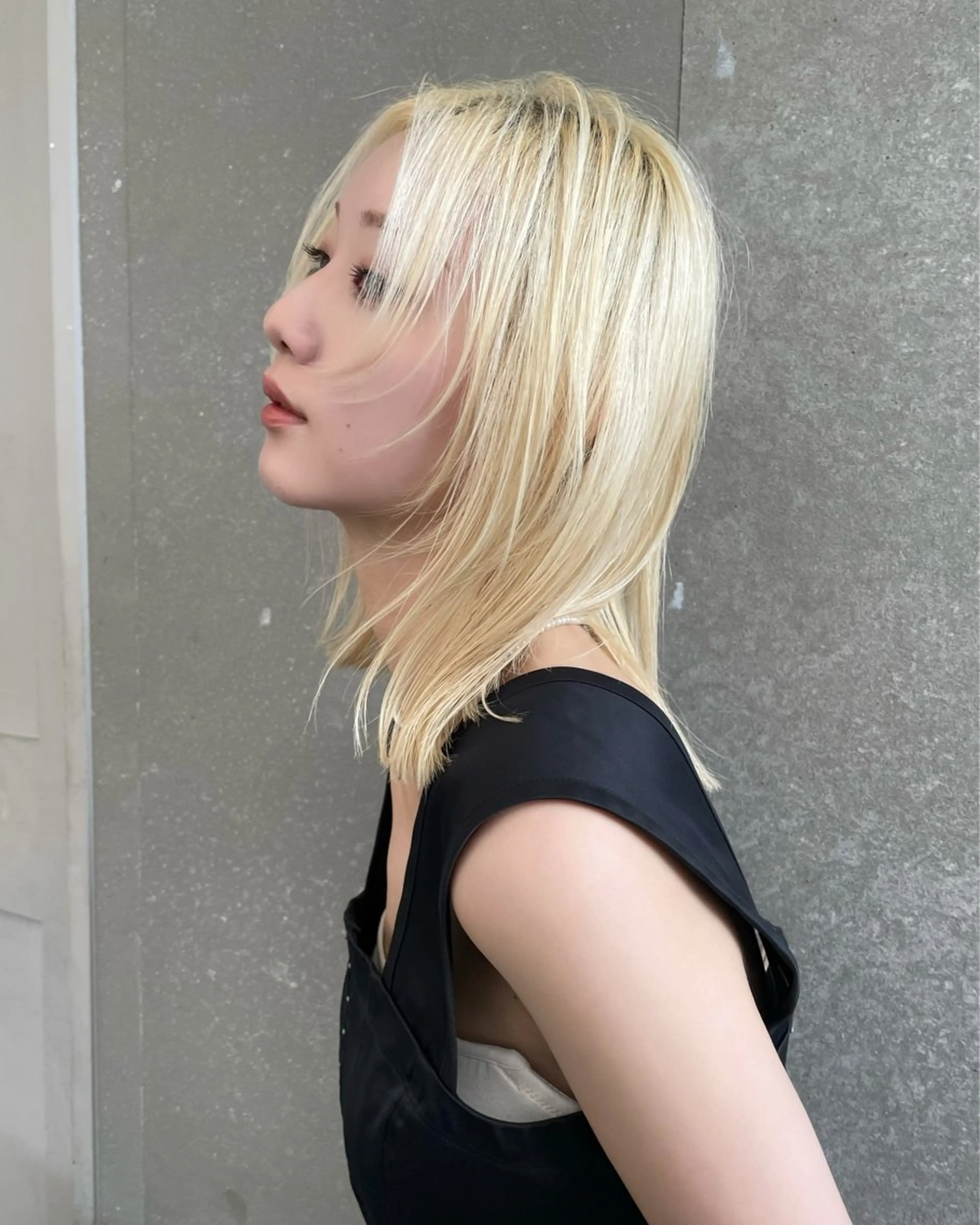 ミディアム カラー ヘアカラー トリートメント 💛ブリーチ&カット LEON🩶のヘアスタイル