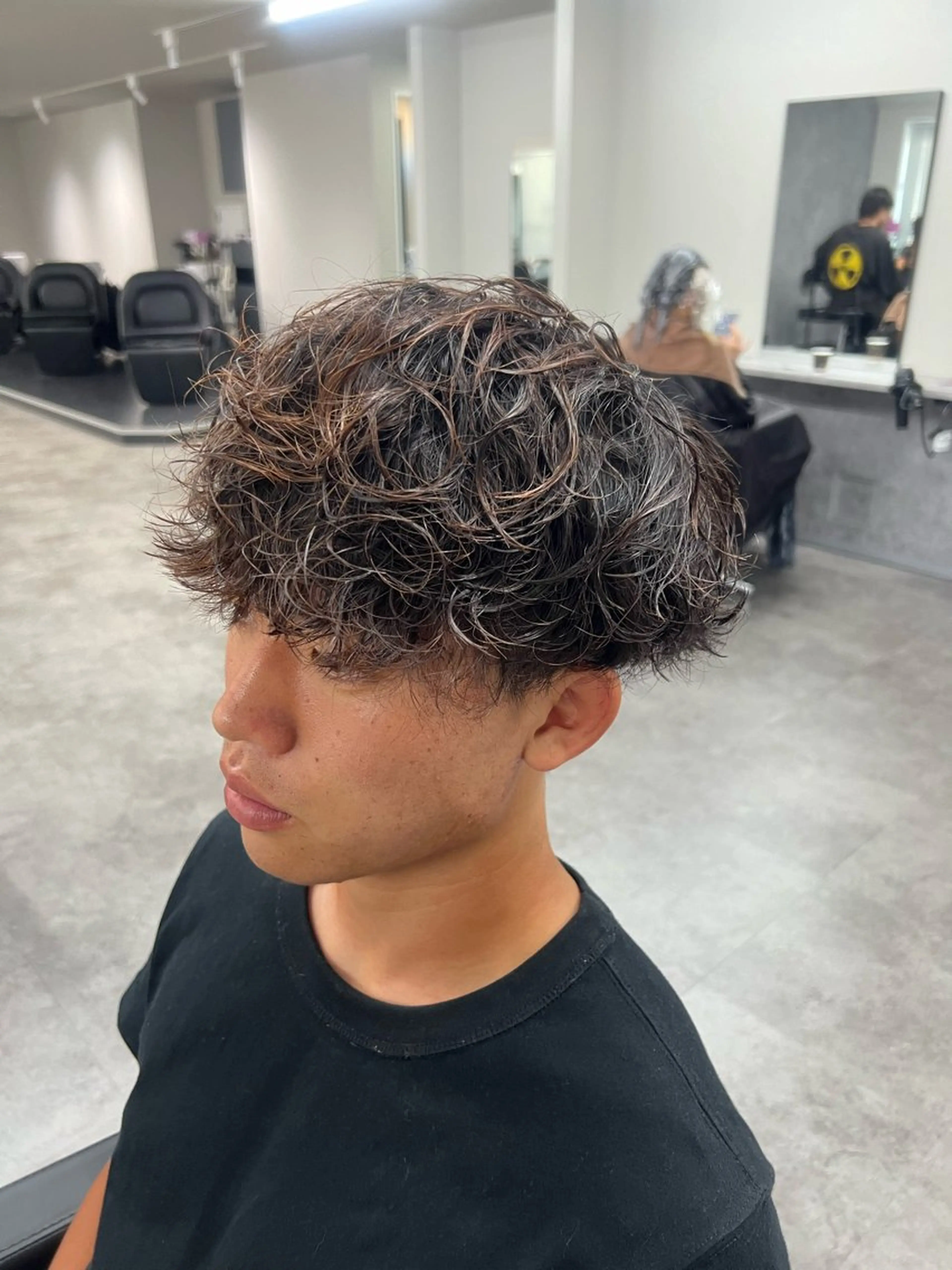 パーマ メンズ メンズパーマ 波巻きパーマ カット パーマ トリートメント 👑立川No.1筋肉 美容師👑しゅーとのヘアスタイル