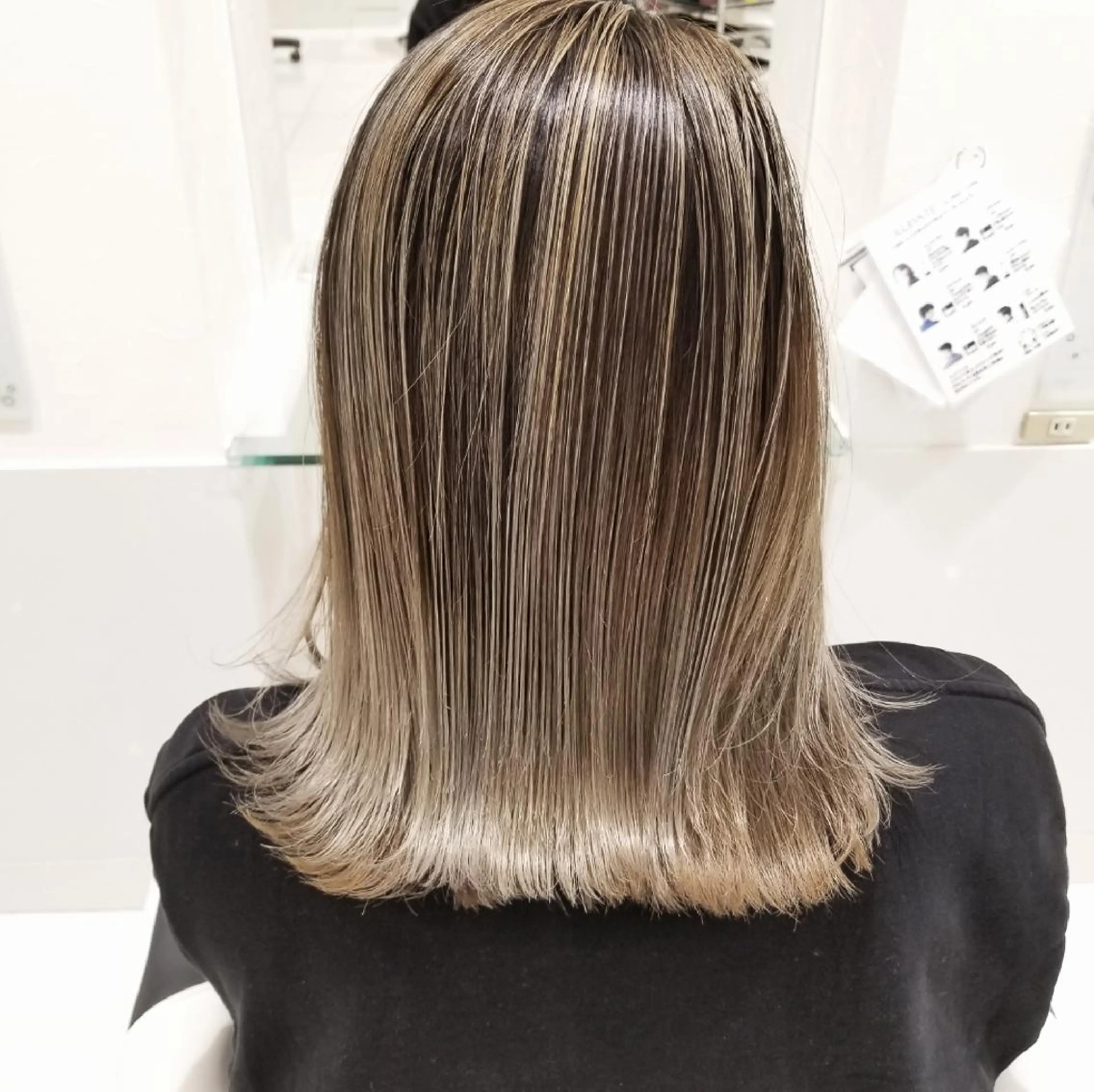 カラー セミロング バレイヤージュ レイヤーカット ヘアカラー トリートメント レイヤーカット/ ウルフカット/大橋 のヘアスタイル