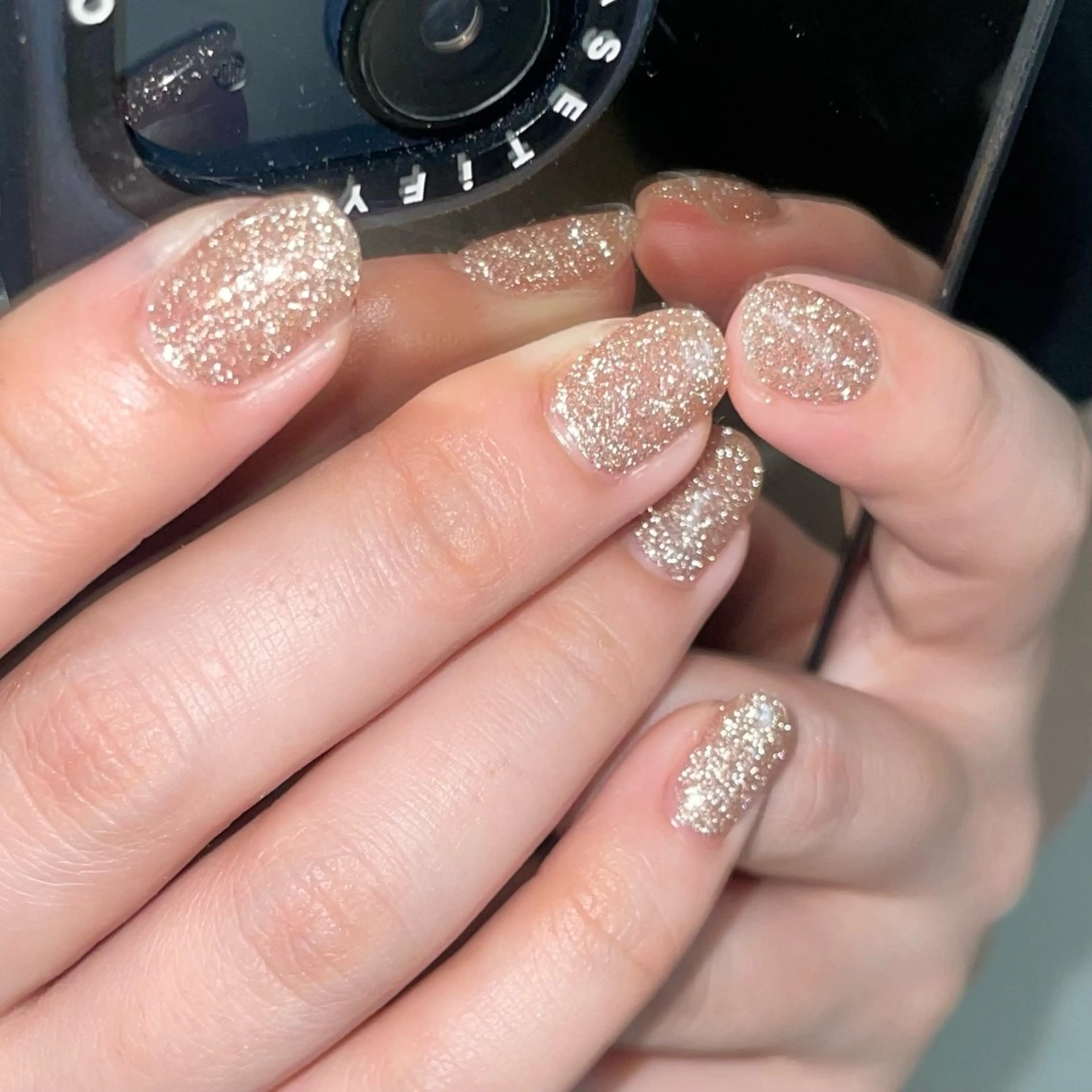カラー ハンドネイル nail studio nu/i所属・nu/i. ルイのネイルデザイン