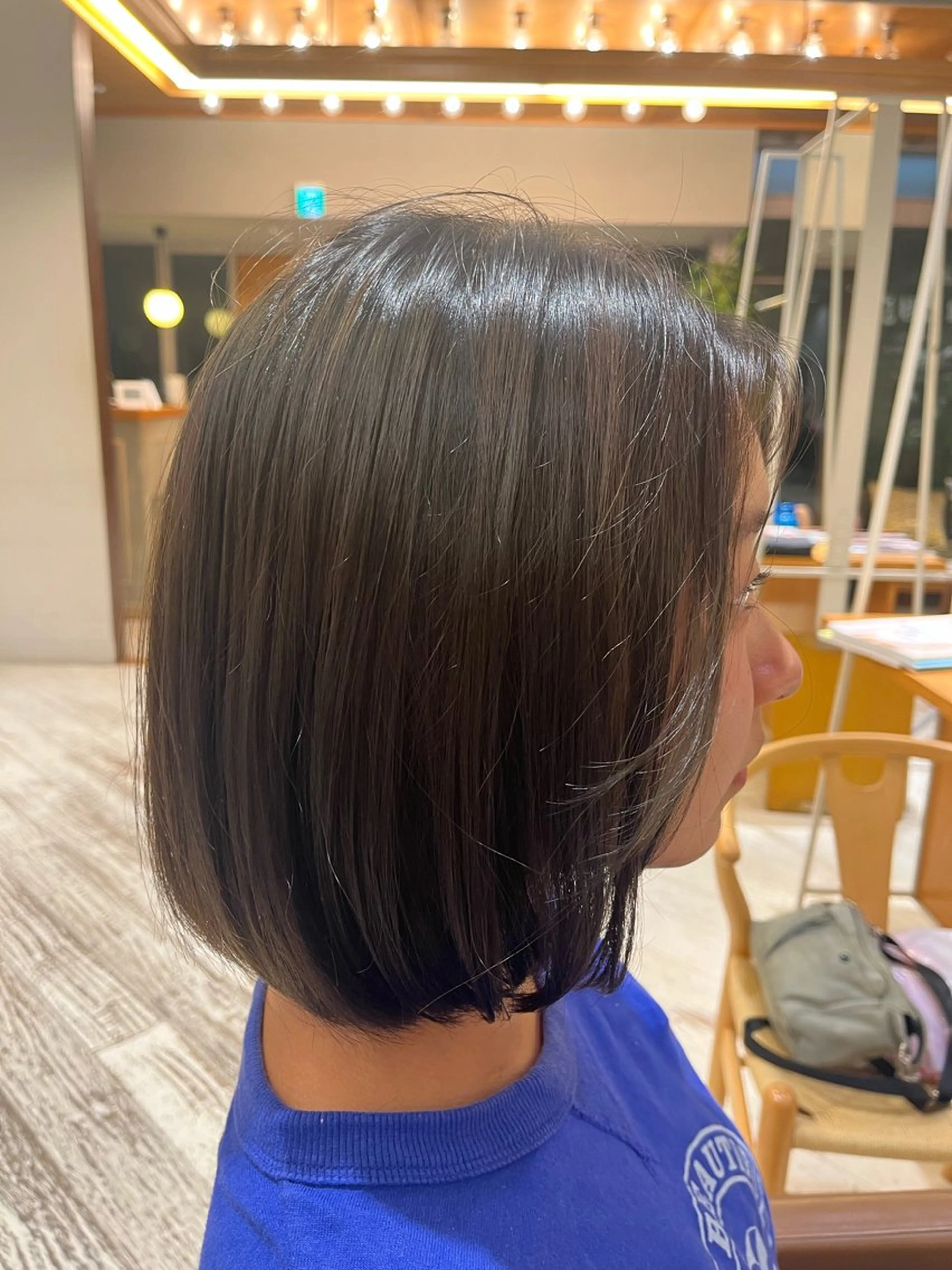ミディアム カラー ブリーチ 透明感カラー ✨ショートヘア ✨ロイのヘアスタイル