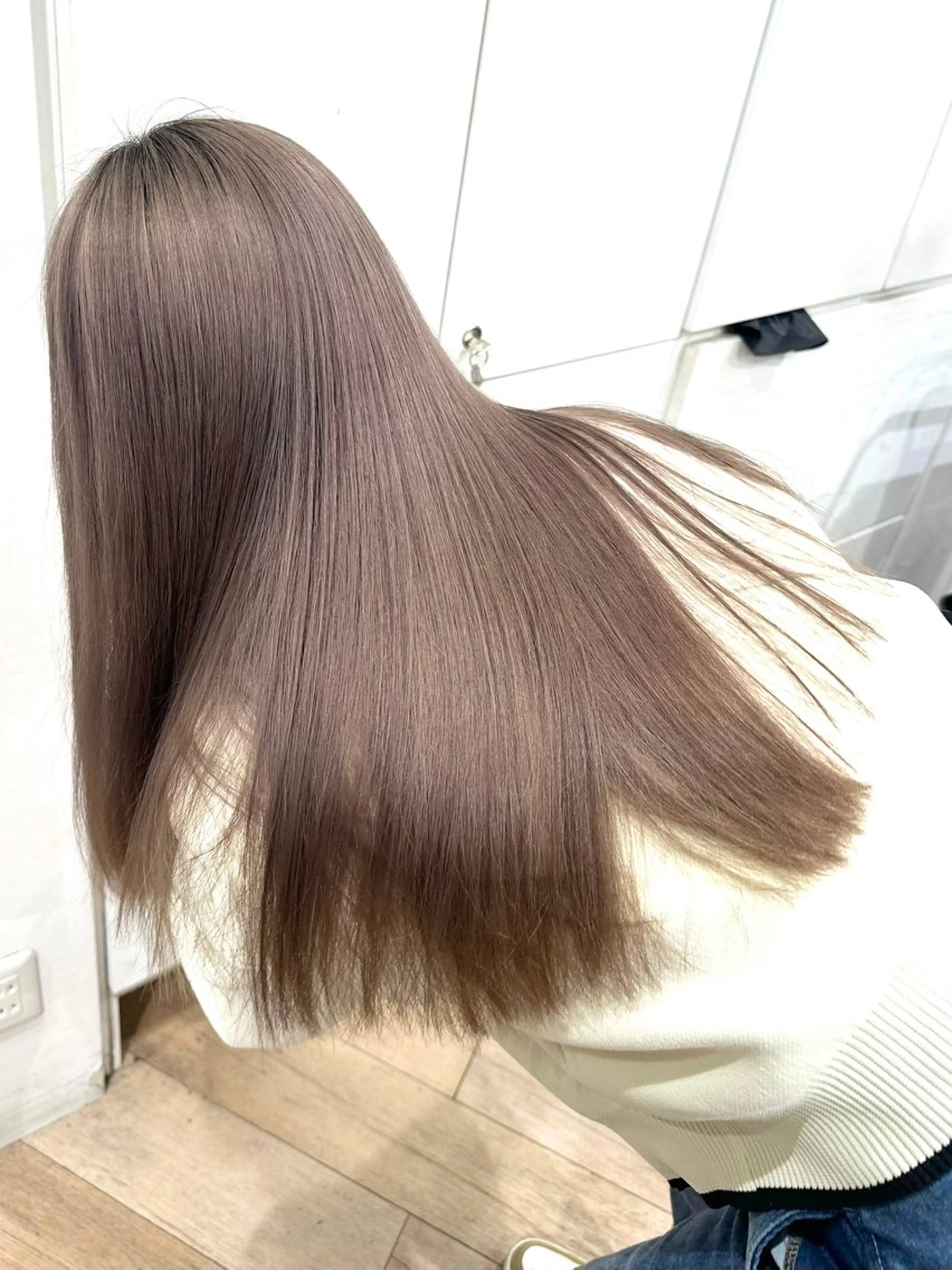 ロング ヘアカラー 💛NOZOMI💛 ハイトーンカラーのヘアスタイル