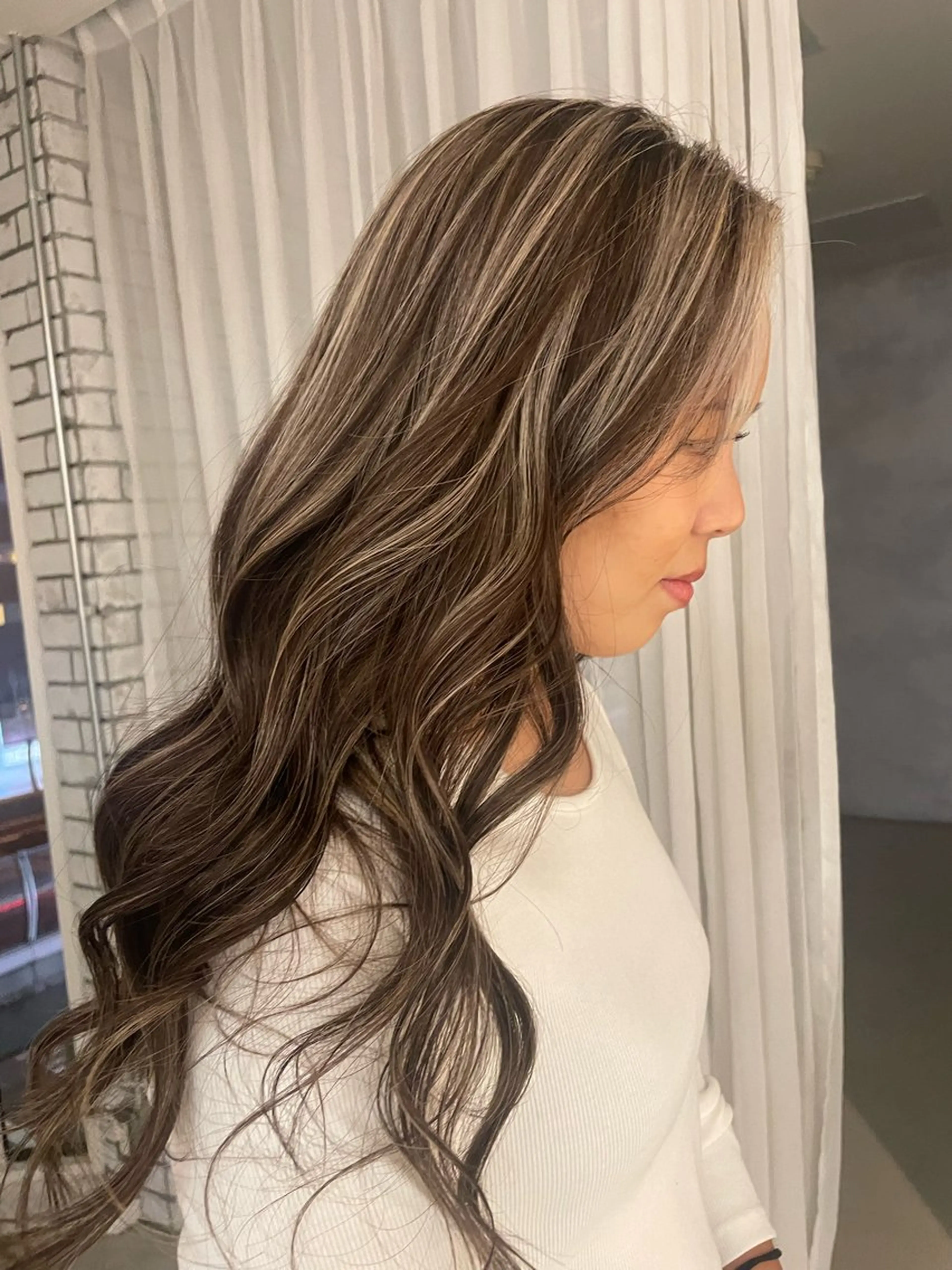 ロング カラー ヘアカラー 艶ハイトーン👑♡ NATSUKIのヘアスタイル