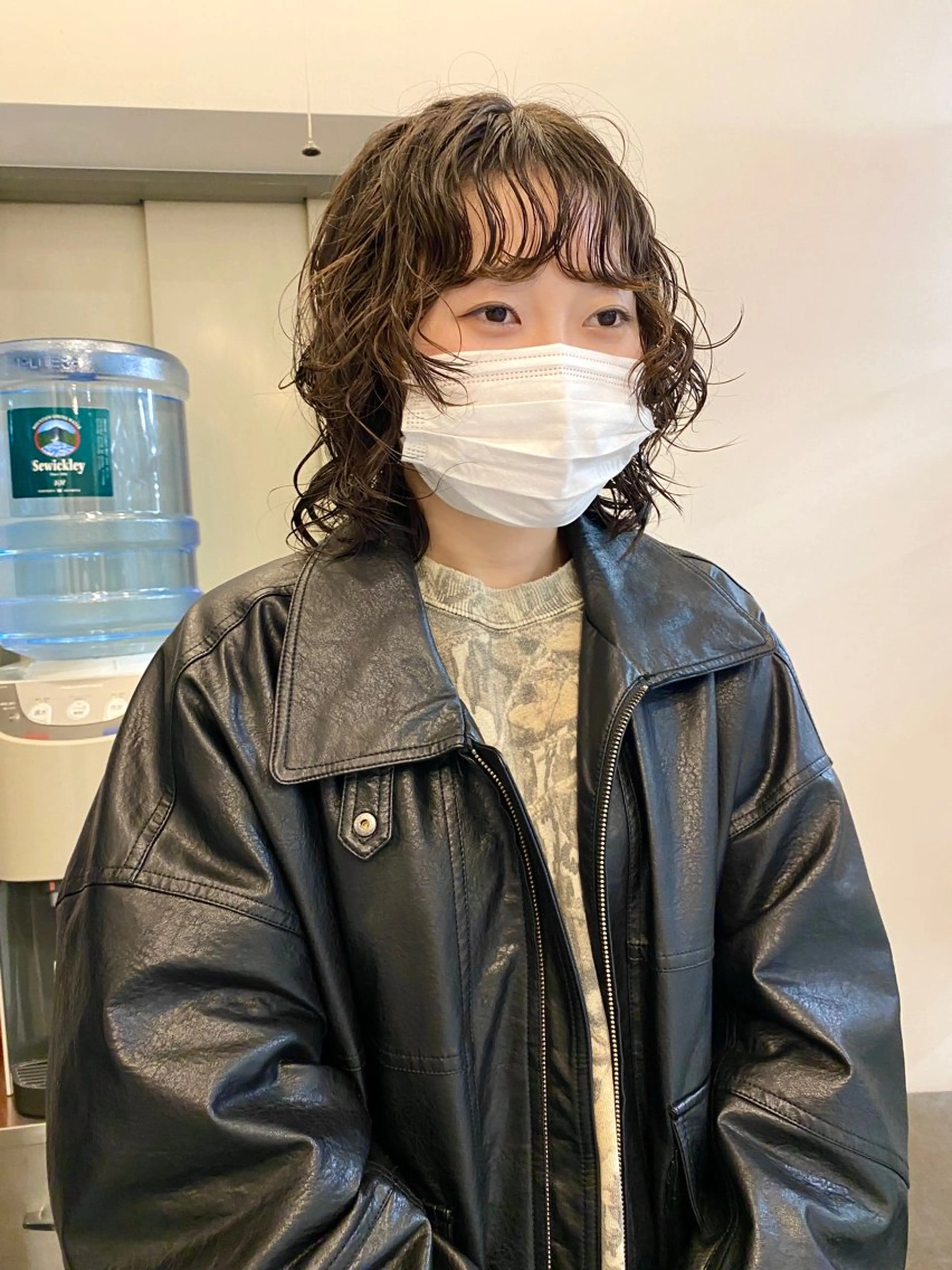 セミロング パーマ セミロングパーマ ウルフカット カット パーマ ツジヒカル /くるくるパーマのヘアスタイル
