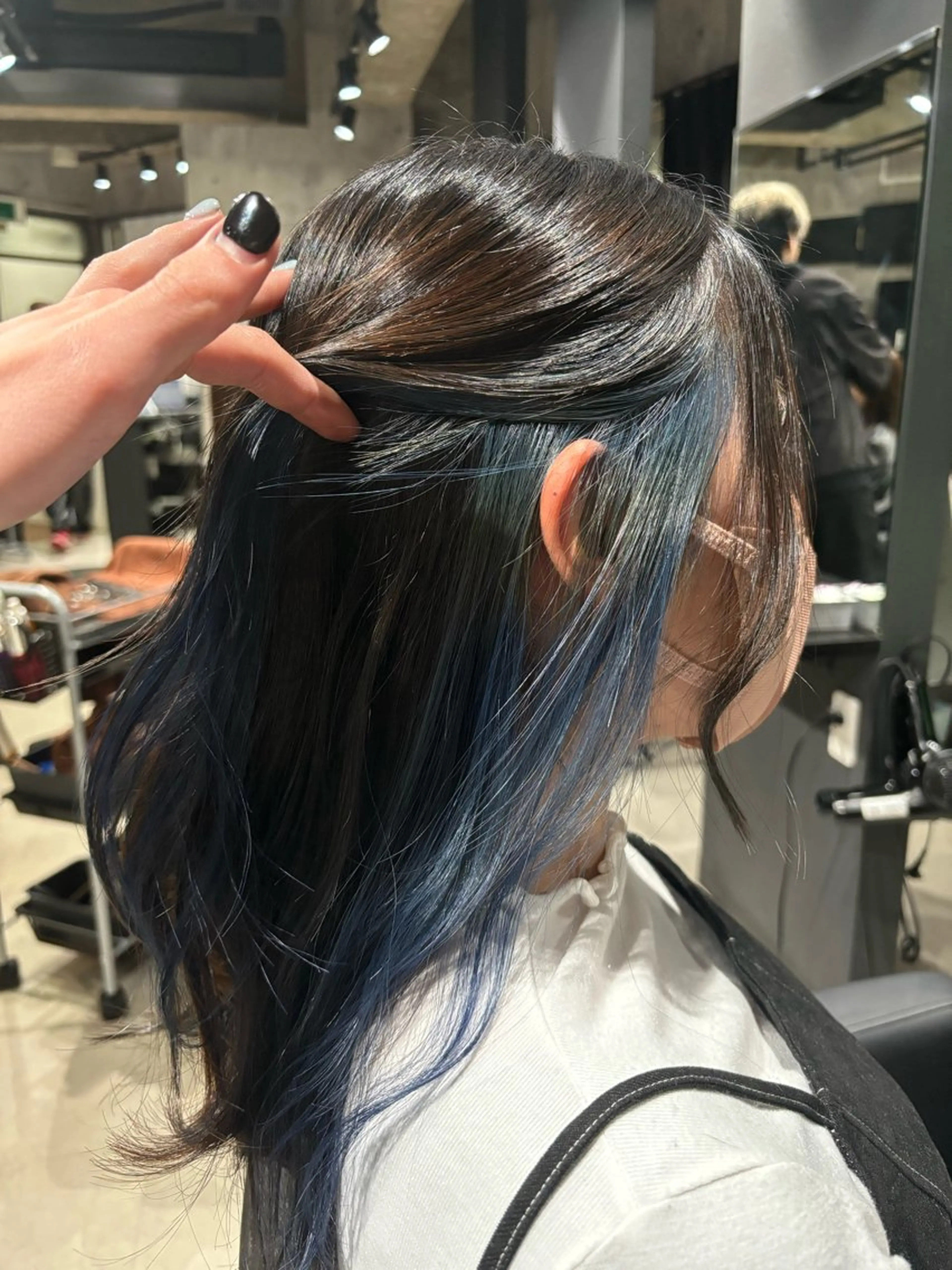 ロング カラー アクアカラー ブルーカラー カット ヘアカラー _white【京橋店】所属・_WHITE / KENTOのヘアスタイル