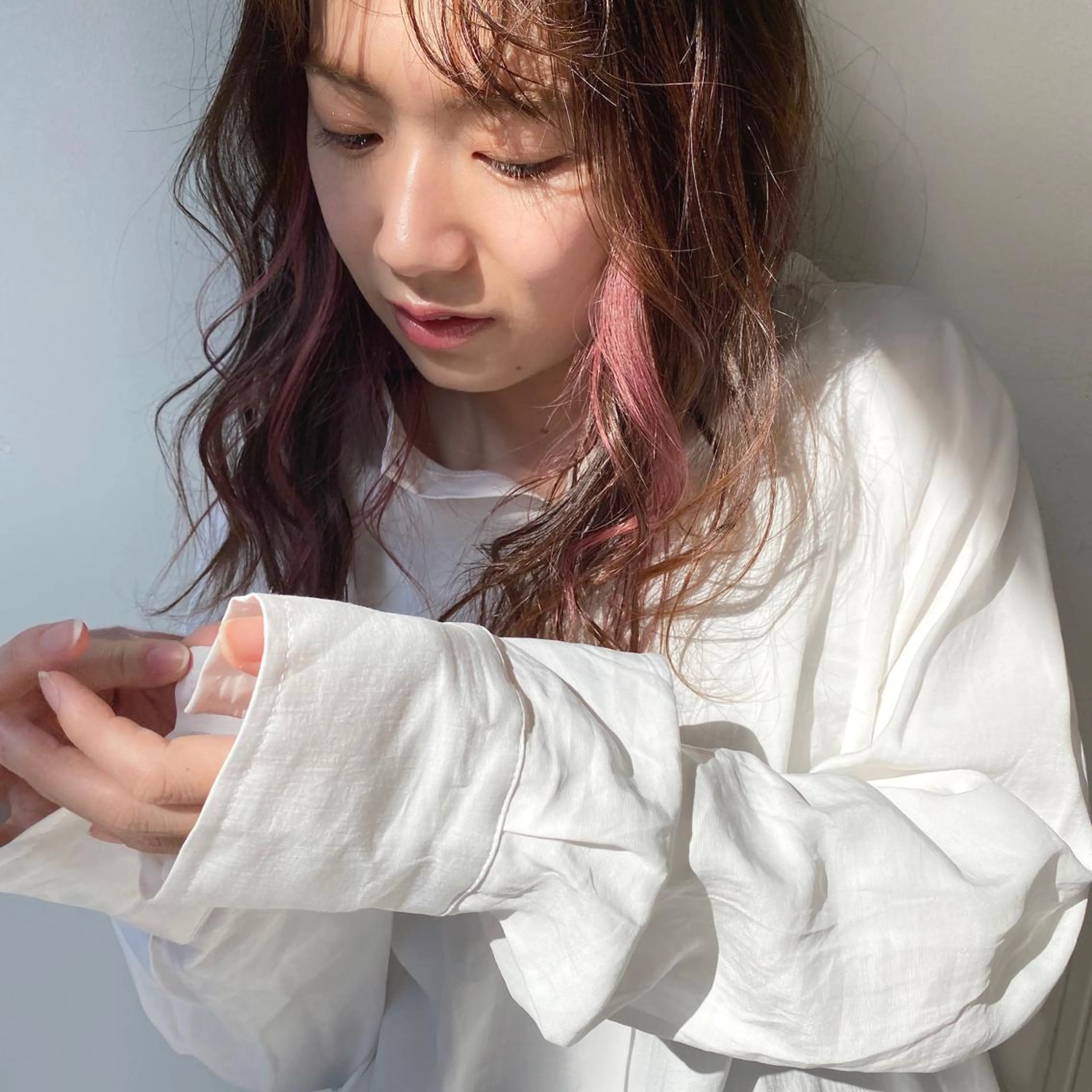 セミロング やまぐち もえかのヘアスタイル