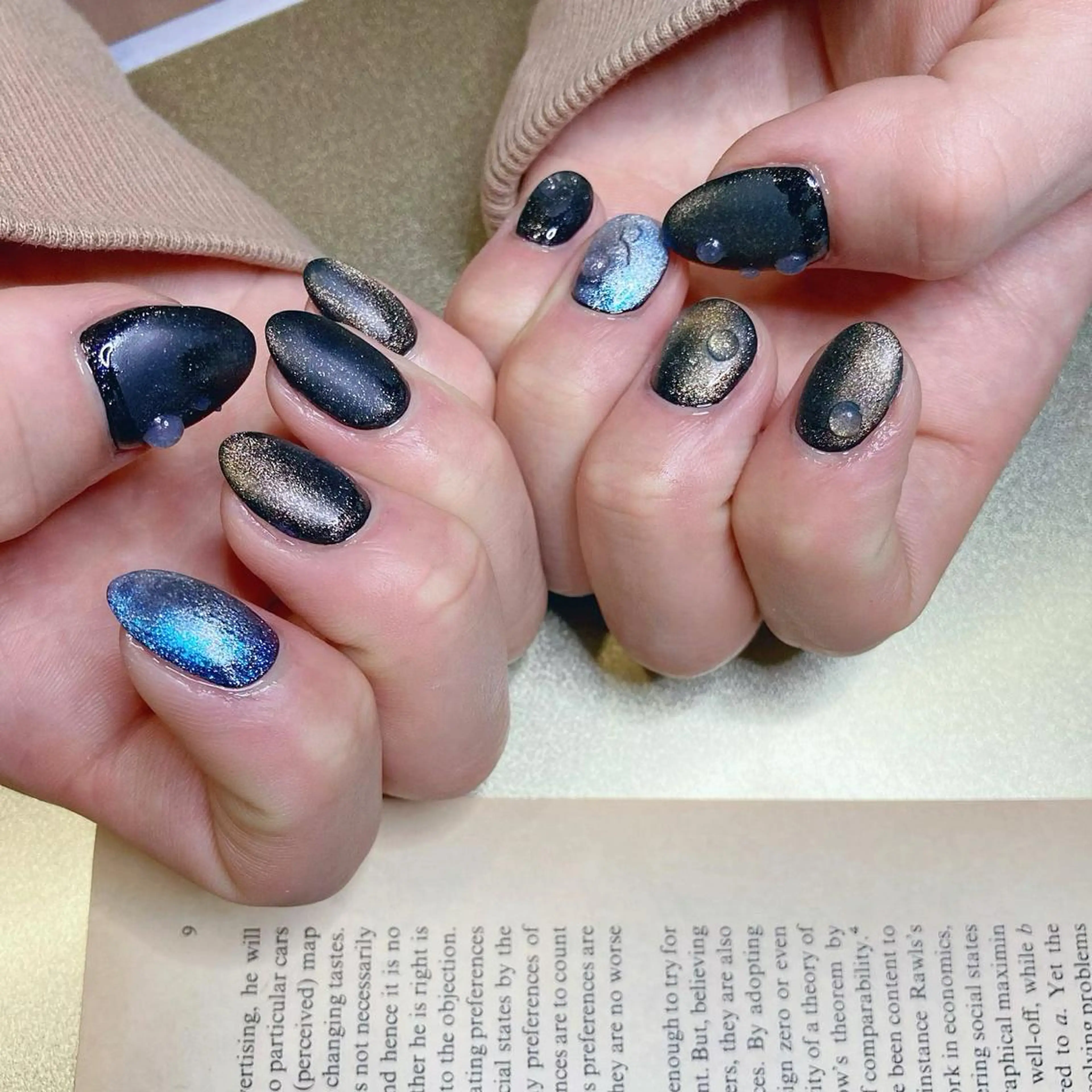 ネイル NOIROUGE所属・NOI ROUGEのネイルデザイン