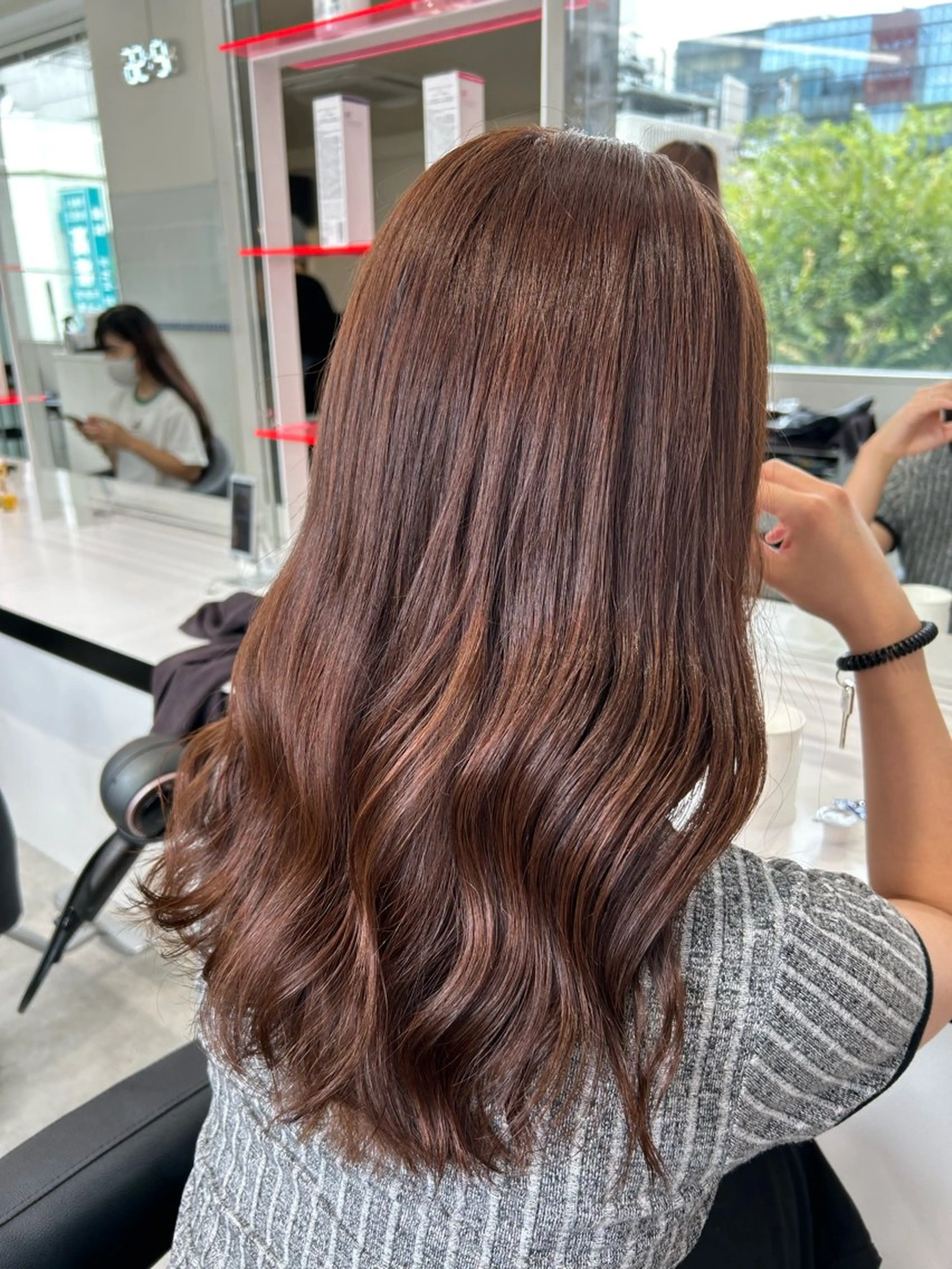 ロング 韓国レディヘア🤍 暗髪🤍miraiのヘアスタイル