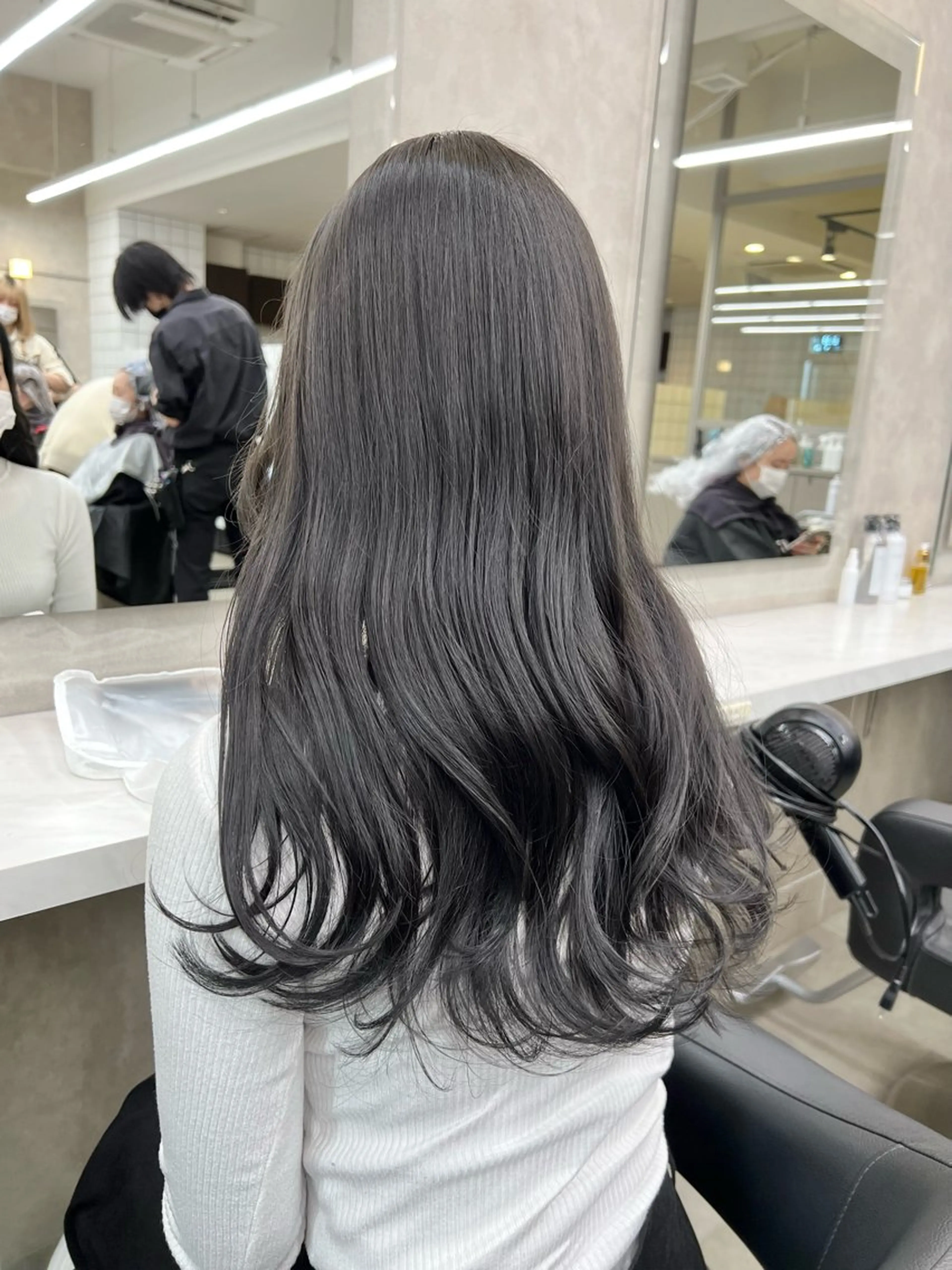 ロング カラー パーマ ヘアアレンジ メンズ キッズ 上品＆韓国風 🥀海心🥀のヘアスタイル