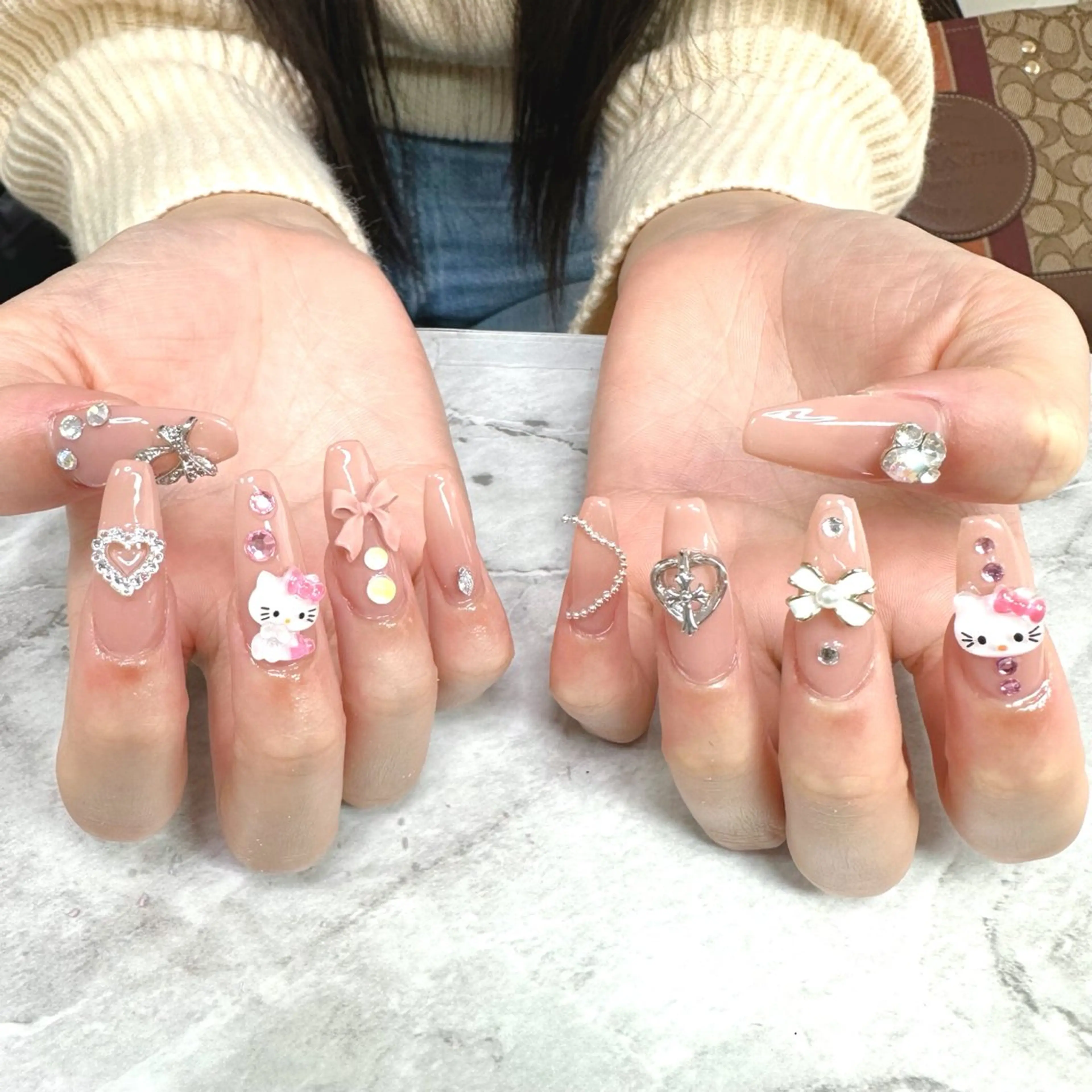 ネイル Lily nailのネイルデザイン