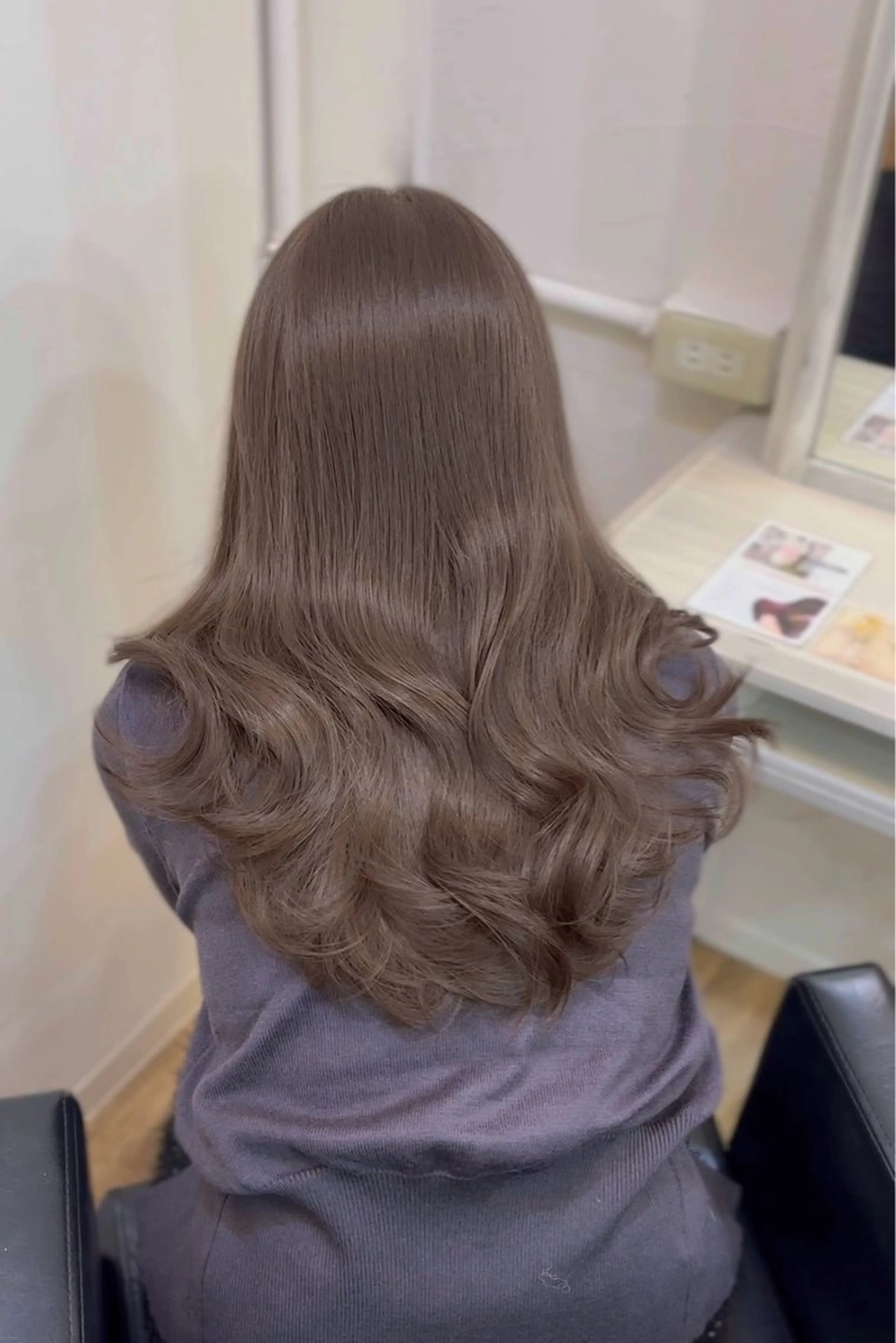 ロング カラー ベージュカラー ブリーチ ケアカラー 透明感カラー ダブルカラー ヘアカラー ブリーチなしベージュ 特化 松村 茶屋町のヘアスタイル