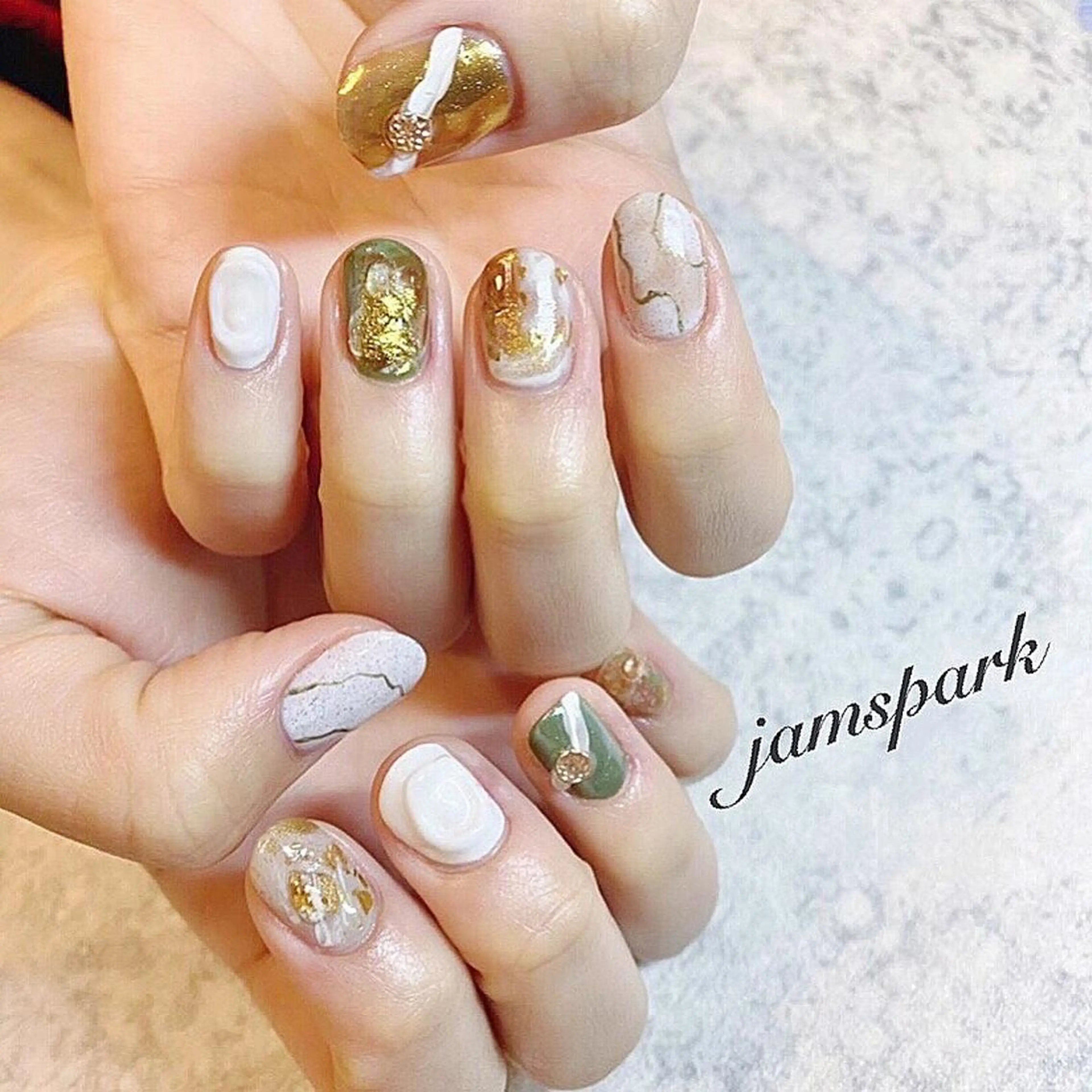 ネイル アートネイル 成人式 卒業式 ニュアンスネイル ハンドネイル jamspark ✨のネイルデザイン