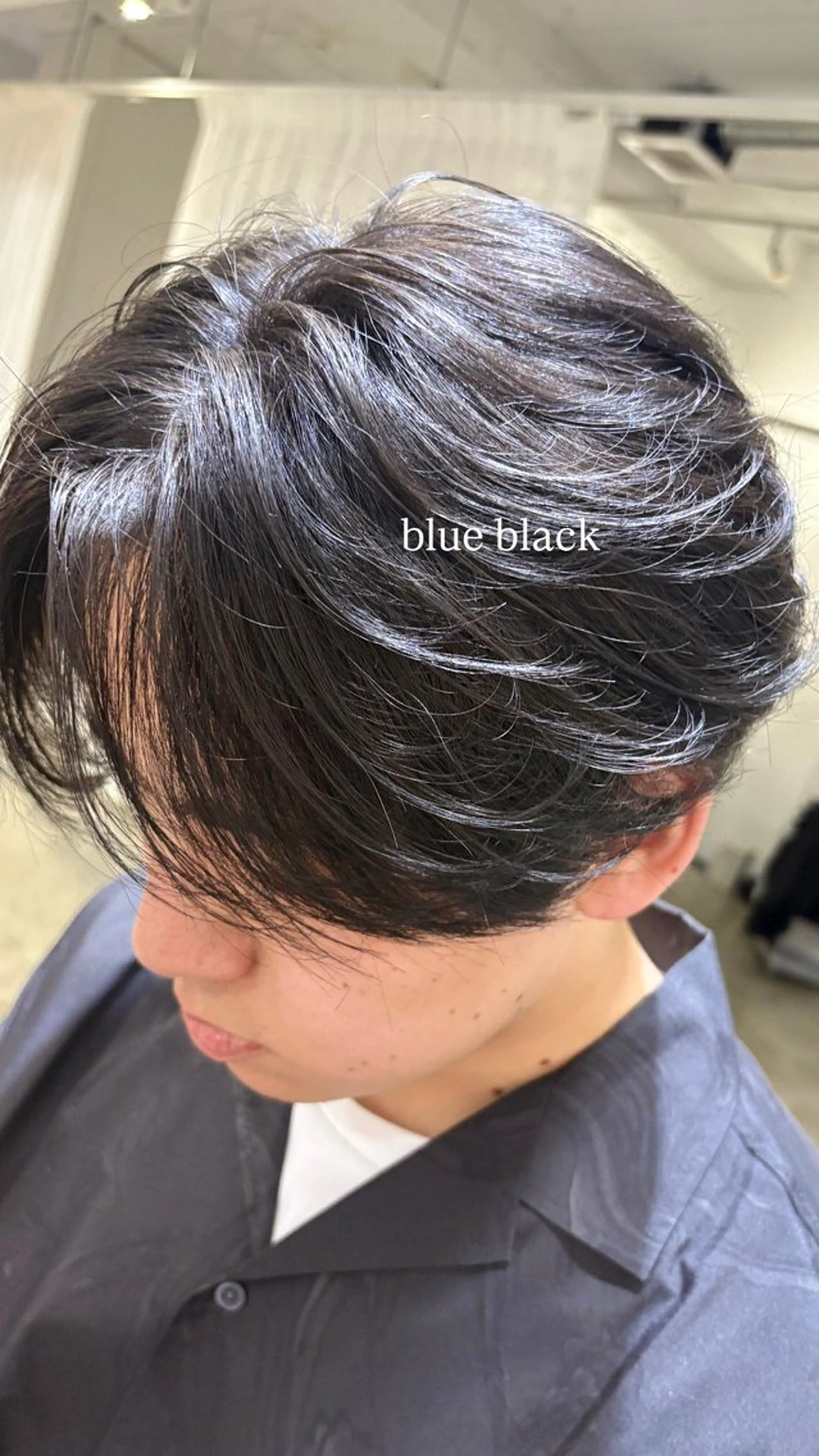 カラー メンズ ブルーカラー ヘアカラー HOI所属・ むねはる  ︎︎のヘアスタイル