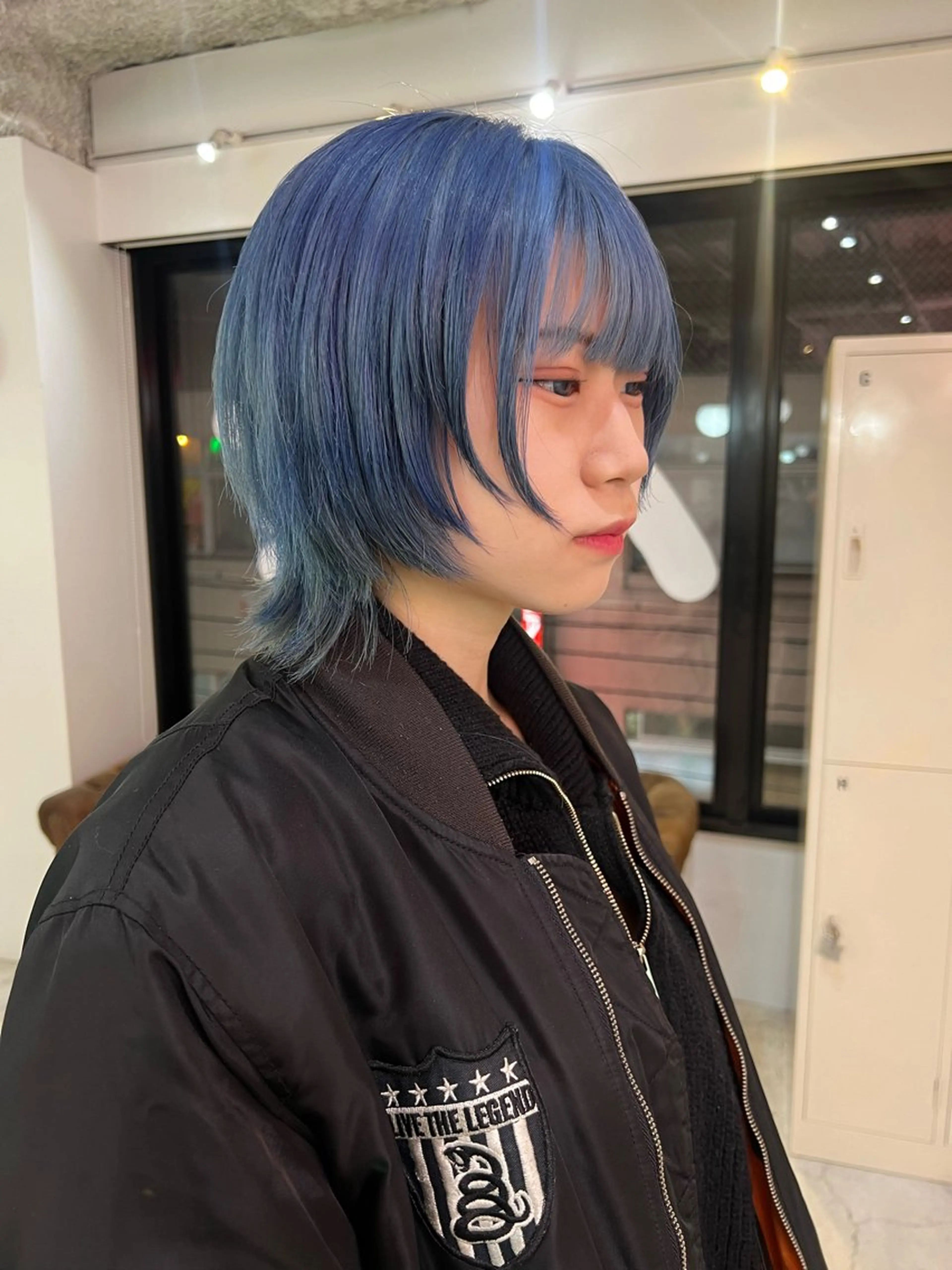 ミディアム カット ヘアカラー 💥ウルフカット デザインあんな💥のヘアスタイル