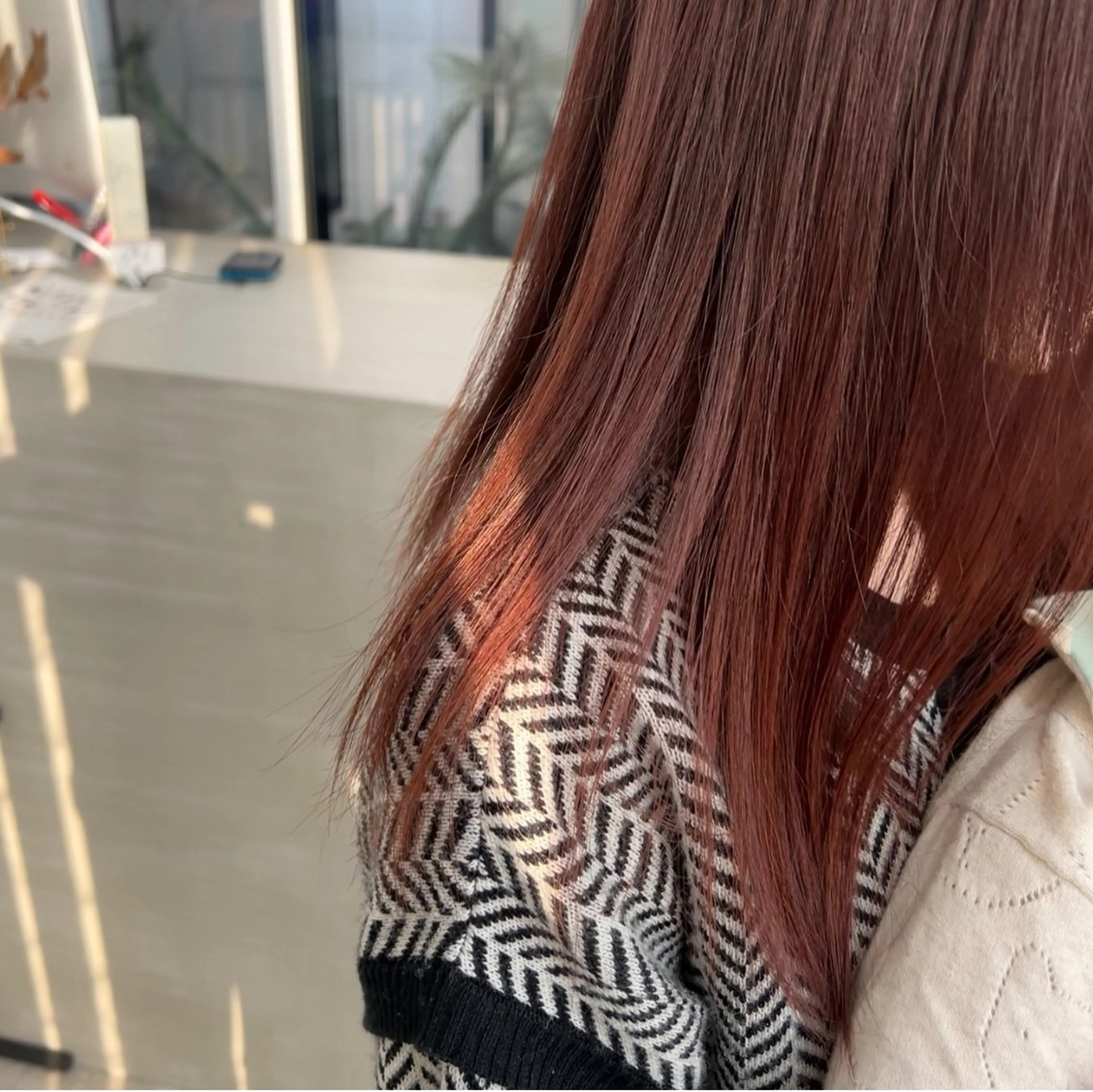 セミロング カラー ヘアカラー suehiro yunaのヘアスタイル