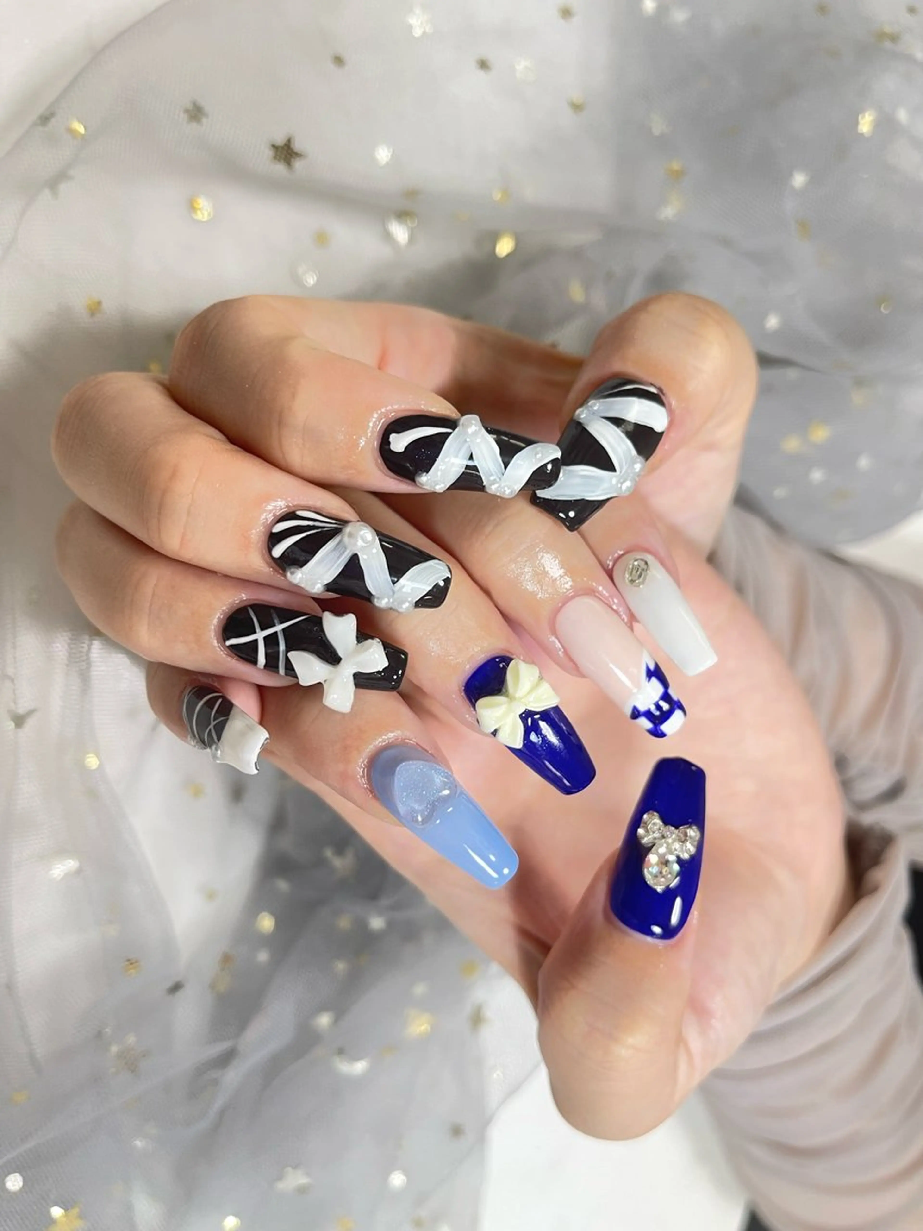 ネイル ハンドネイル 🎀ネイルサロン エクラYUI🎀のネイルデザイン