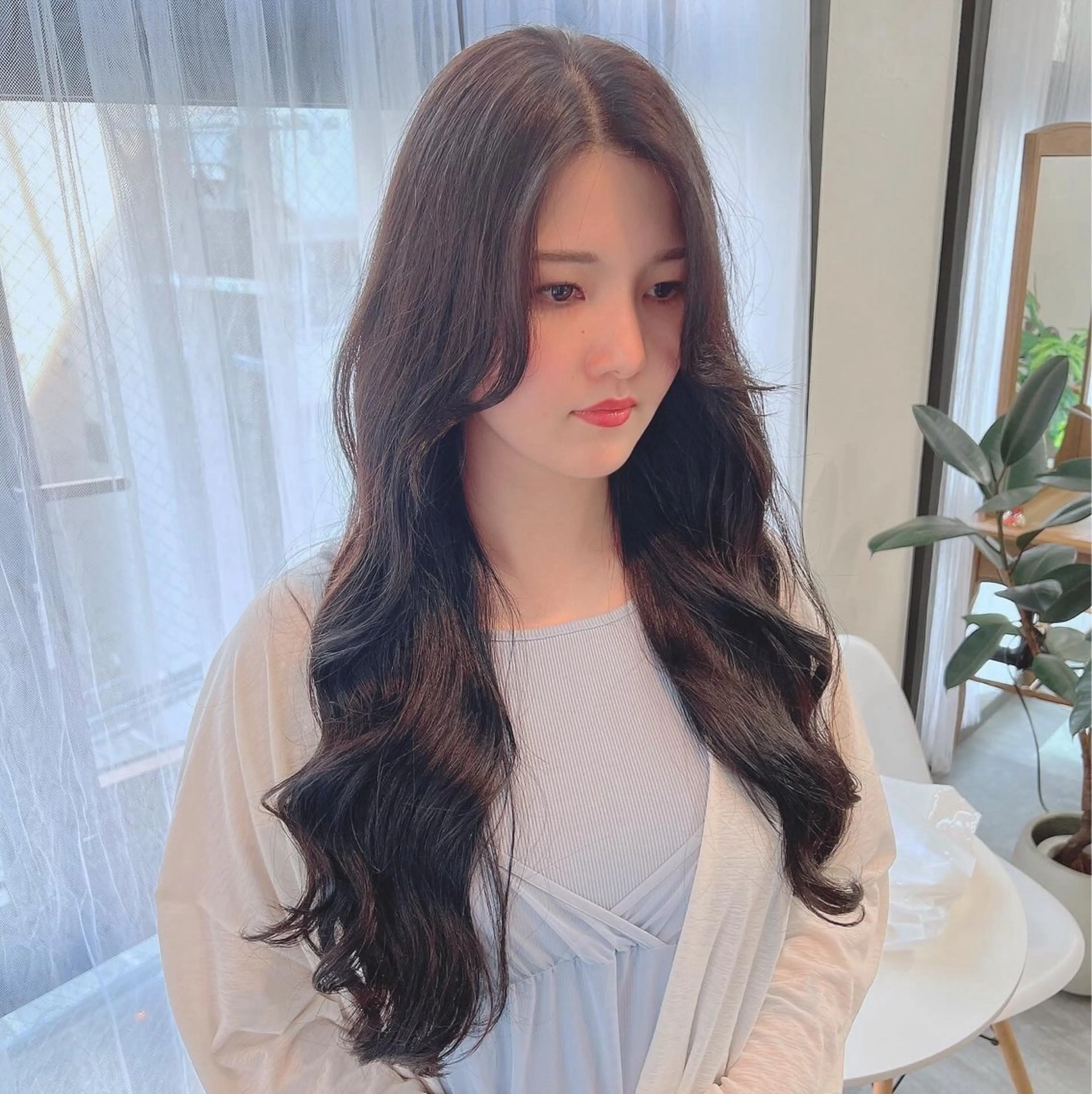 ロング パーマ カット パーマ トリートメント Arly所属・MARU🎀髪質改善 ×コテ巻き風パーマのヘアスタイル