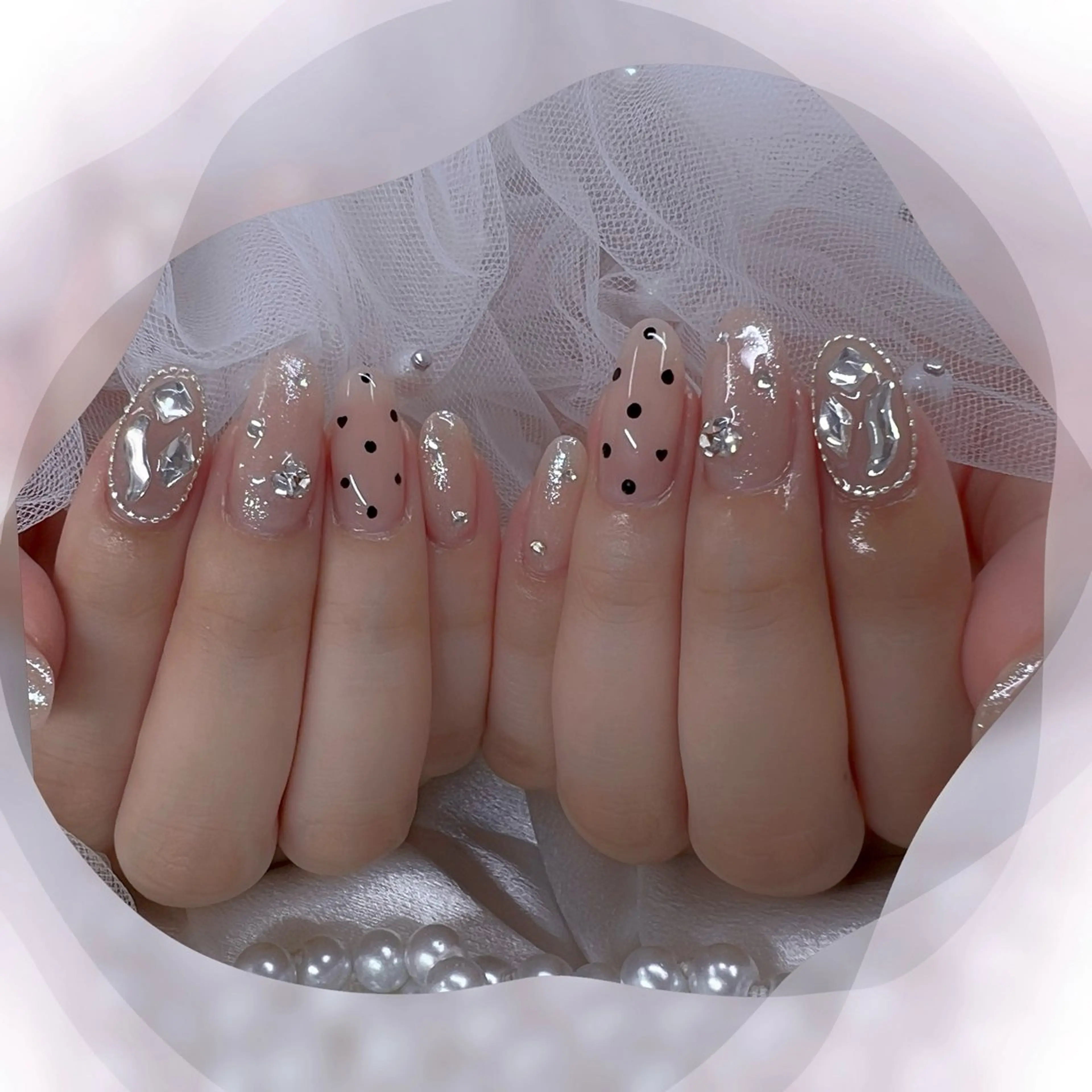 ネイル チークネイル フレンチネイル ガーリー グラデーション マグネットネイル ハンドネイル Chill Nailsalonのネイルデザイン