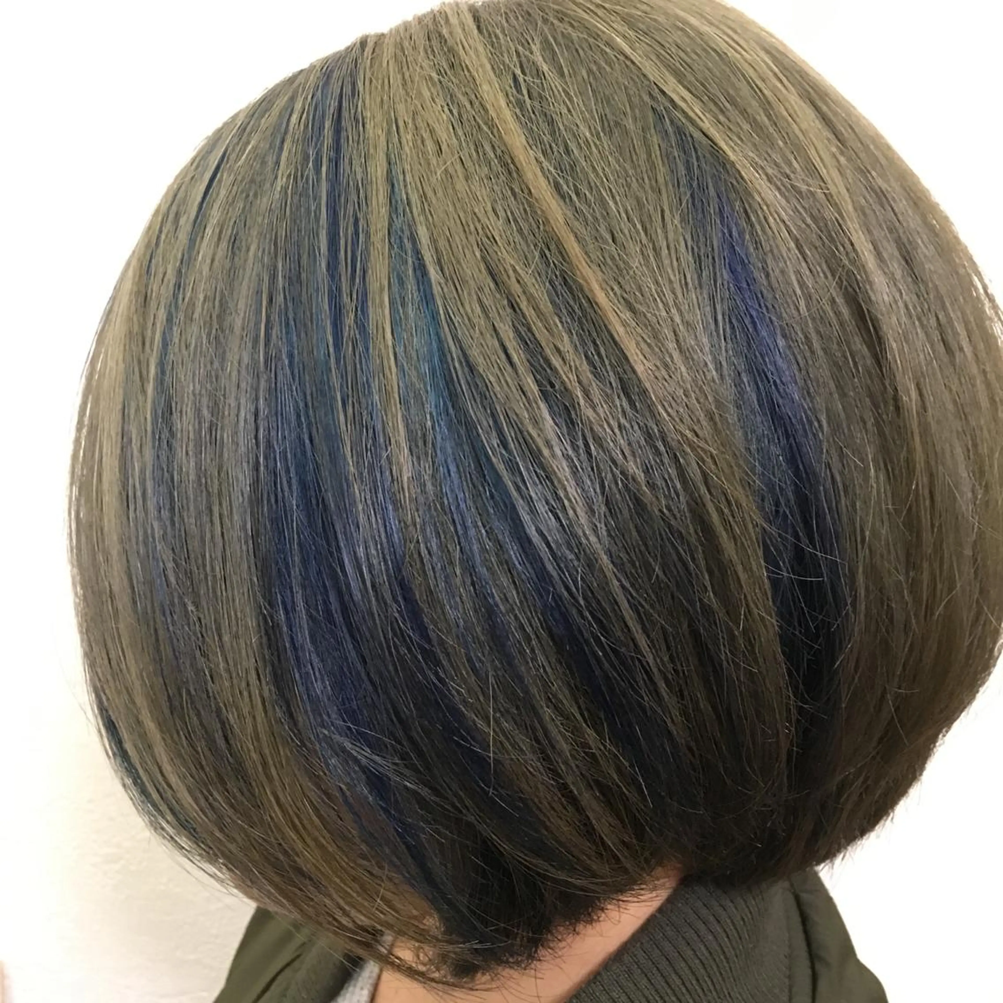 ショート カラー 🦋💜金澤 愛奈💜🦋のヘアスタイル