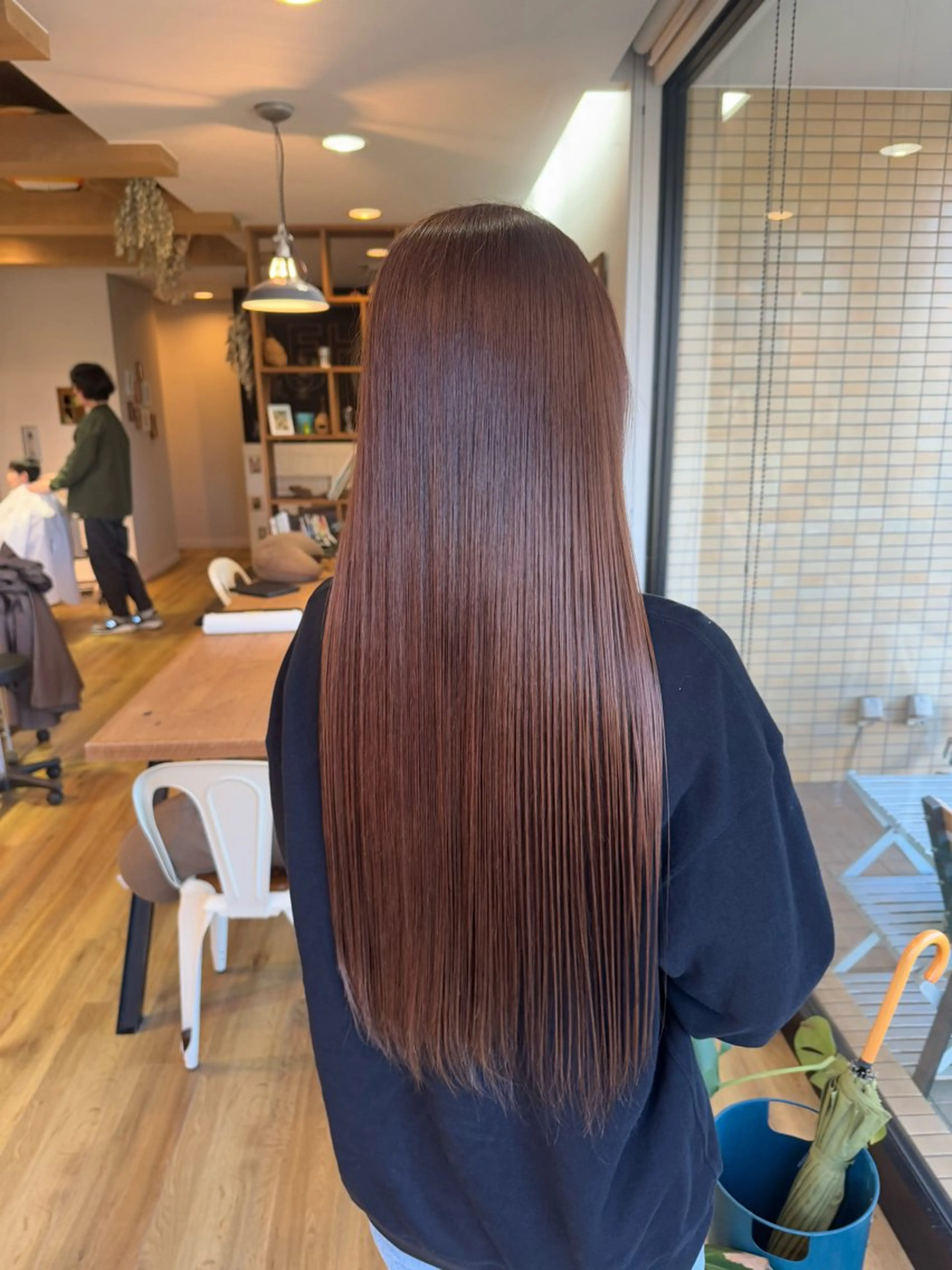 ロング カラー グレージュ ラベンダーカラー ラベンダーグレージュ ラベンダーグレー カット トリートメント ツキダテ ユイのヘアスタイル