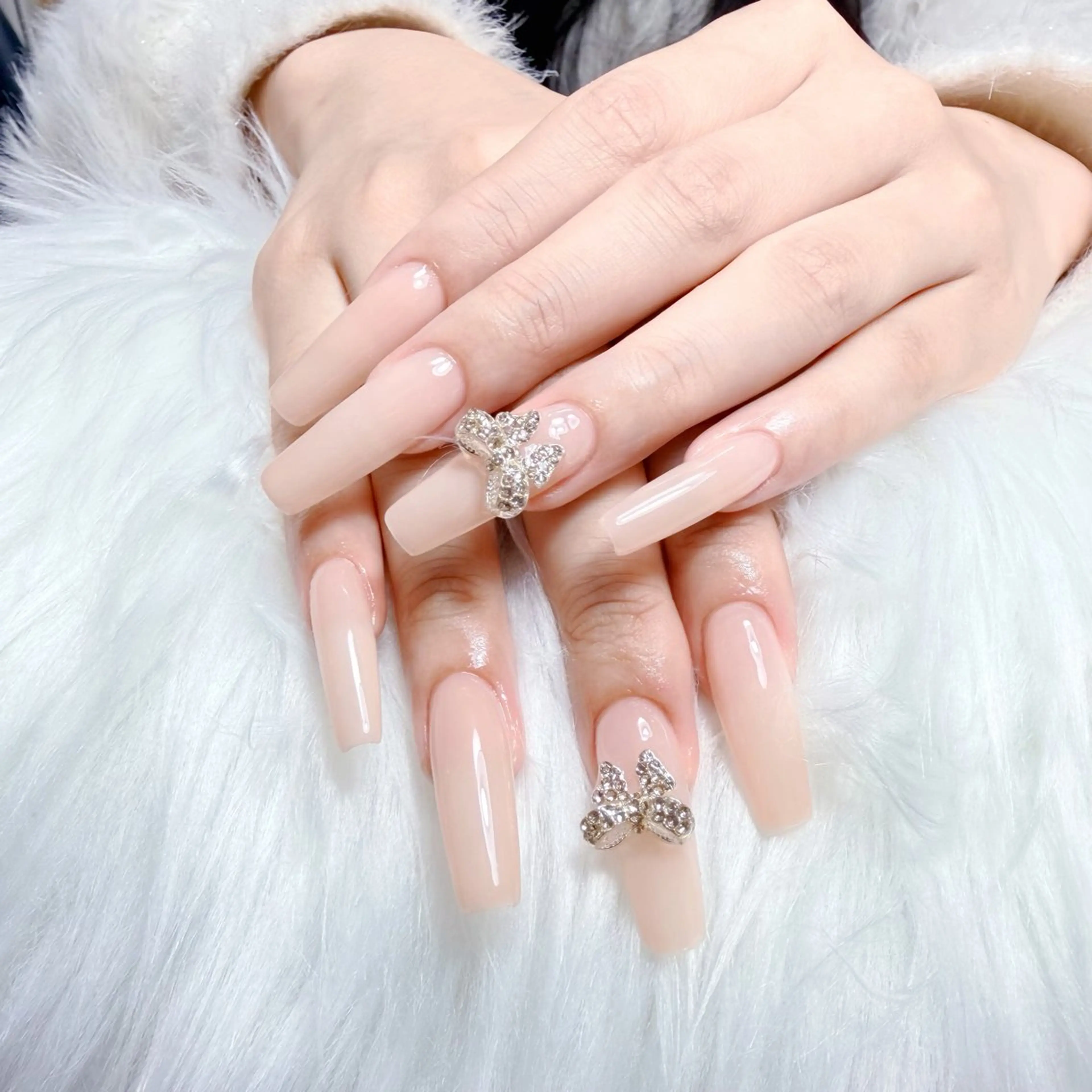 ネイル アートネイル 成人式 ジェルネイル ニュアンスネイル ネイルチップ Kora Nailのネイルデザイン