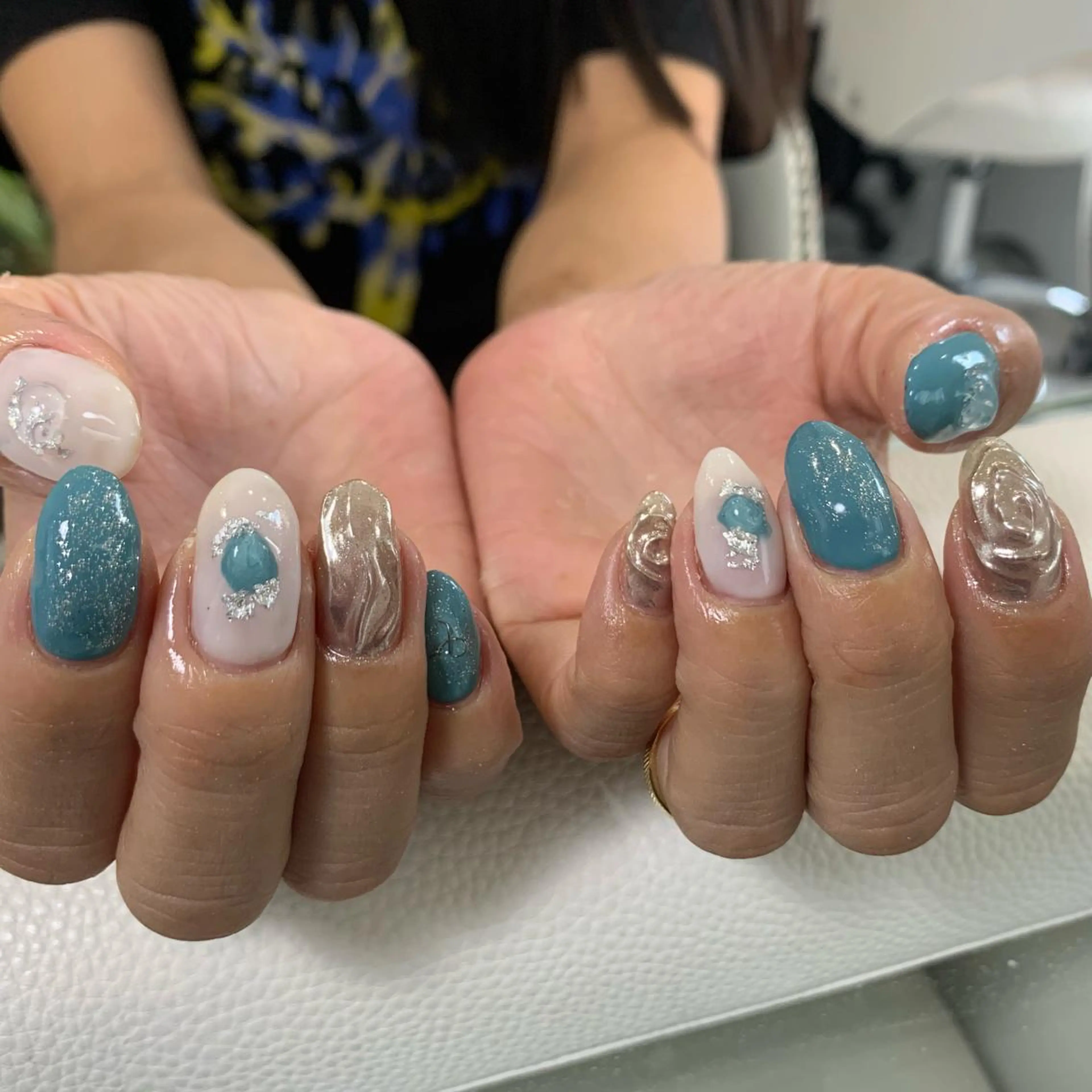 [minimo初回限定]ハンド(オフなし)★アート4本+パーツ乗せ放題～90分～の写真