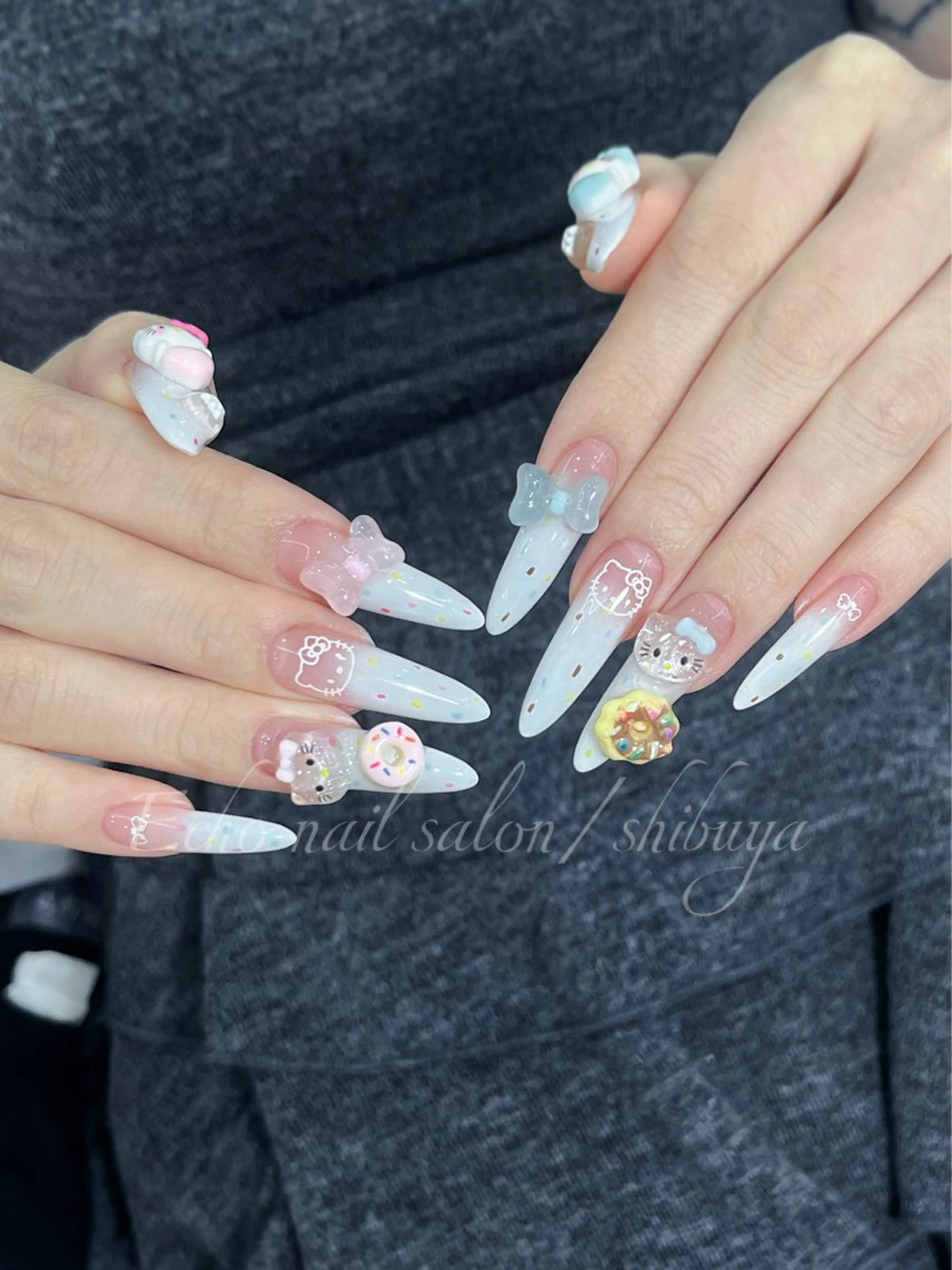 ロング ハンドネイル Echo Nail Salonのネイルデザイン
