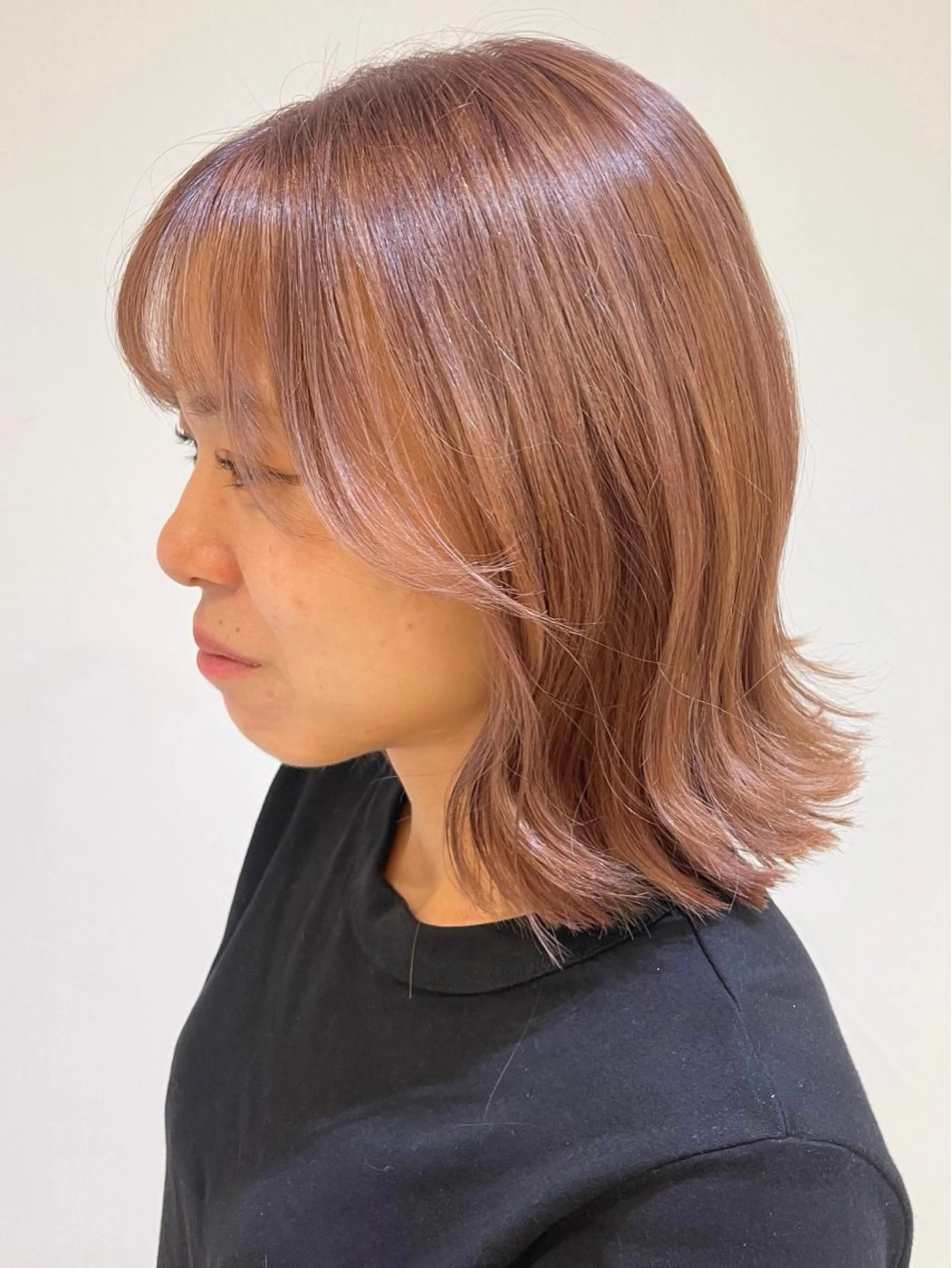 ミディアム カラー ベージュカラー ピンクカラー ピンクベージュ カット ヘアカラー トリートメント 髪質改善縮毛矯正 💎TOMOのヘアスタイル