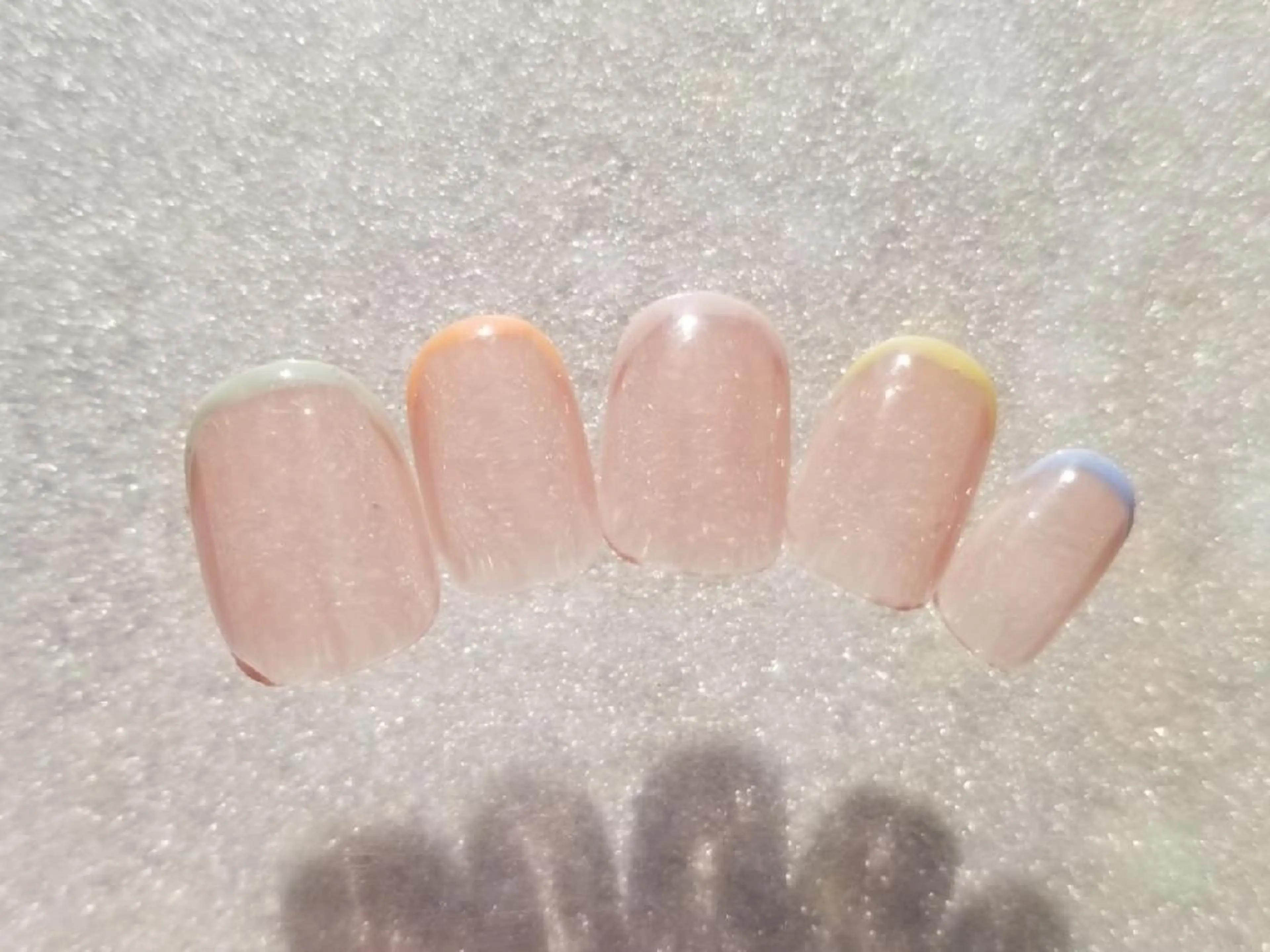 ショート ネイル フレンチネイル オフィスネイル パステルネイル 吉祥寺🌟 ネイルフロンティアのネイルデザイン