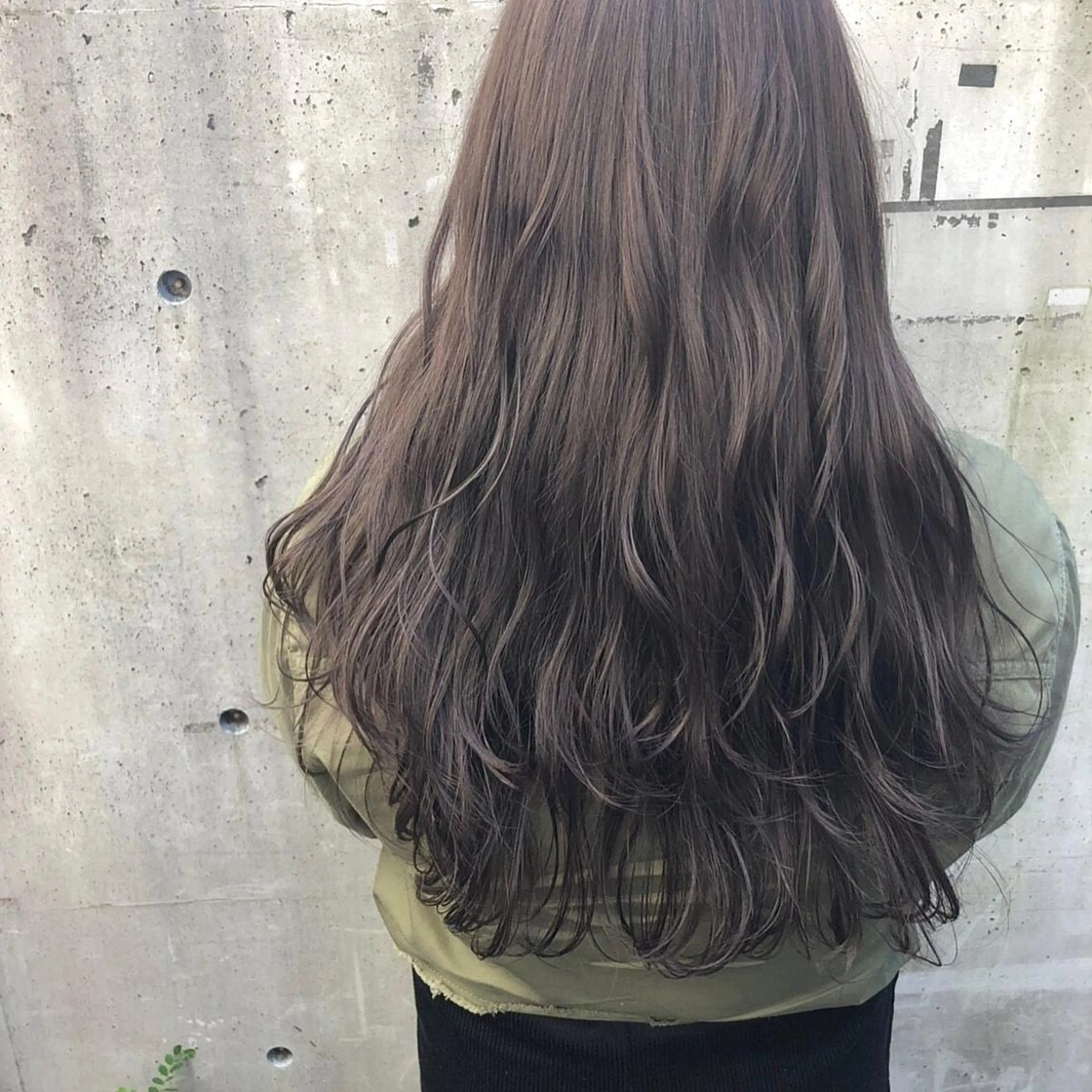 ロング カラー 透明感カラー グレージュ ラベンダーカラー ラベンダーグレージュ ラベンダーグレー emme MIHO♡のヘアスタイル