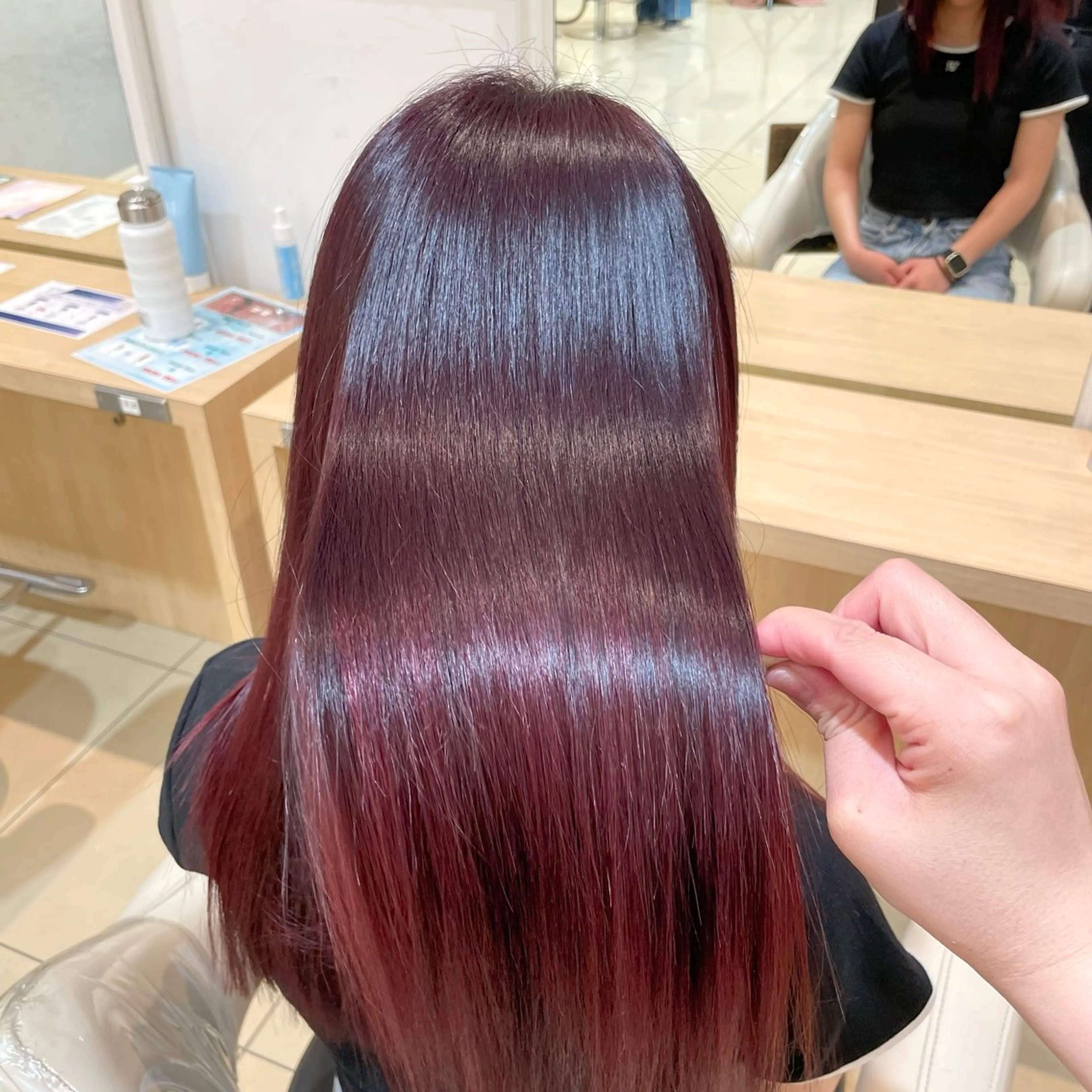 ロング カラー ✩𝐴𝑠ℎ 中目黒 浦野 遥‎✩*｡のヘアスタイル