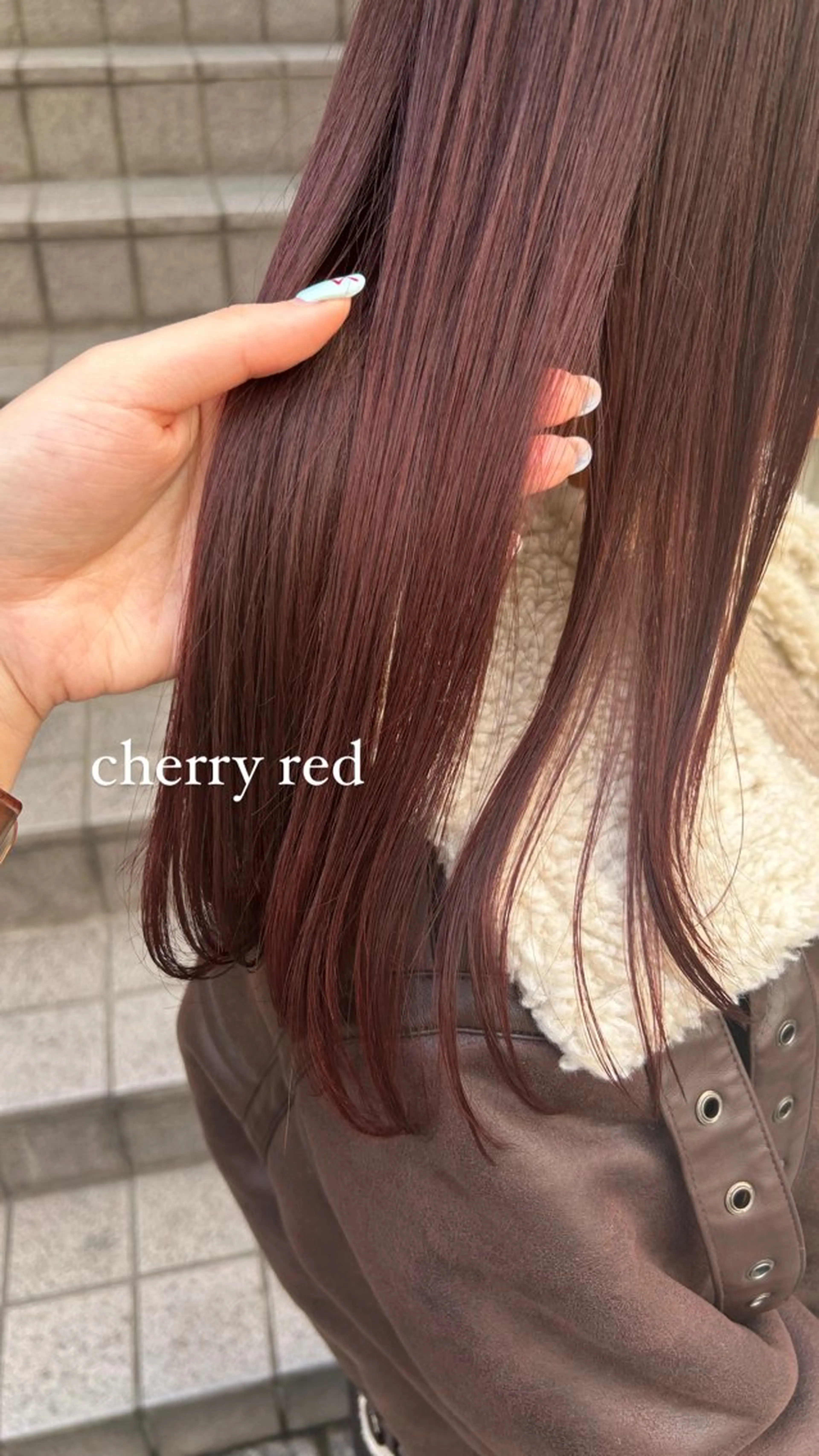 ロング カラー ミウラナツサ /レイヤーカットのヘアスタイル