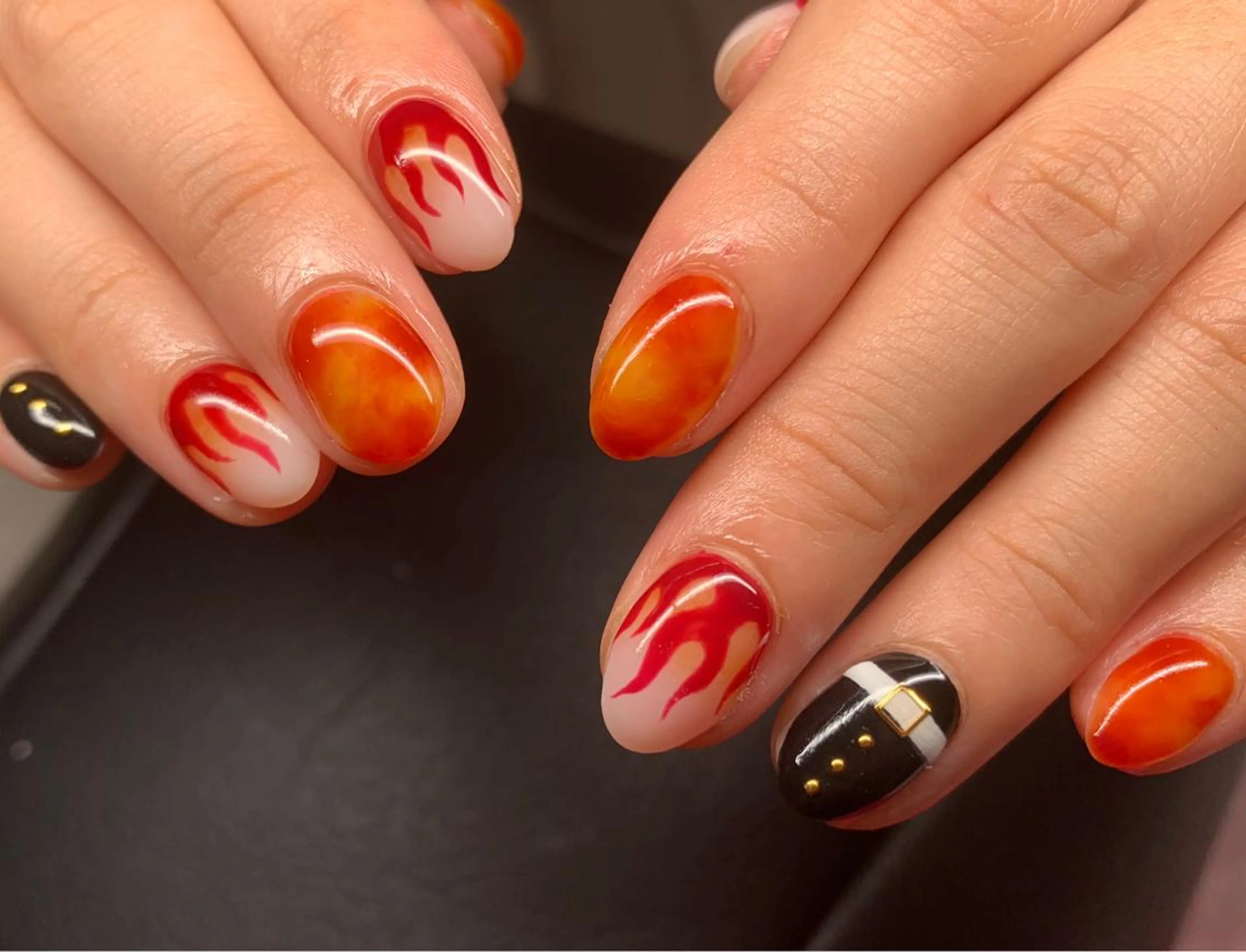 ネイル フットネイル 赤色 Nail Salon JANEのネイルデザイン