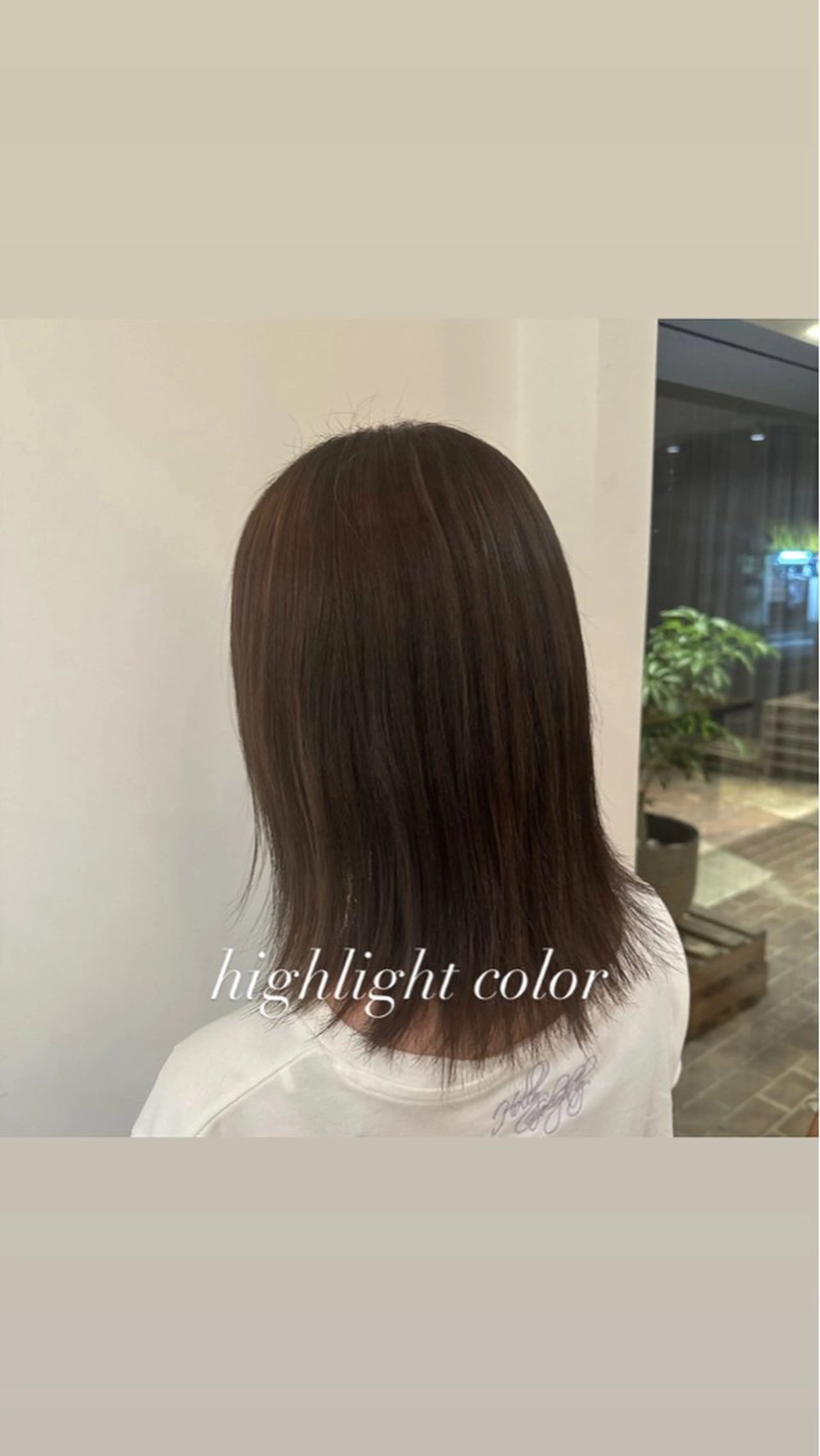 ミディアム カラー ヘアアレンジ ハイライトカラー ハイライト 飯島 美海のヘアスタイル