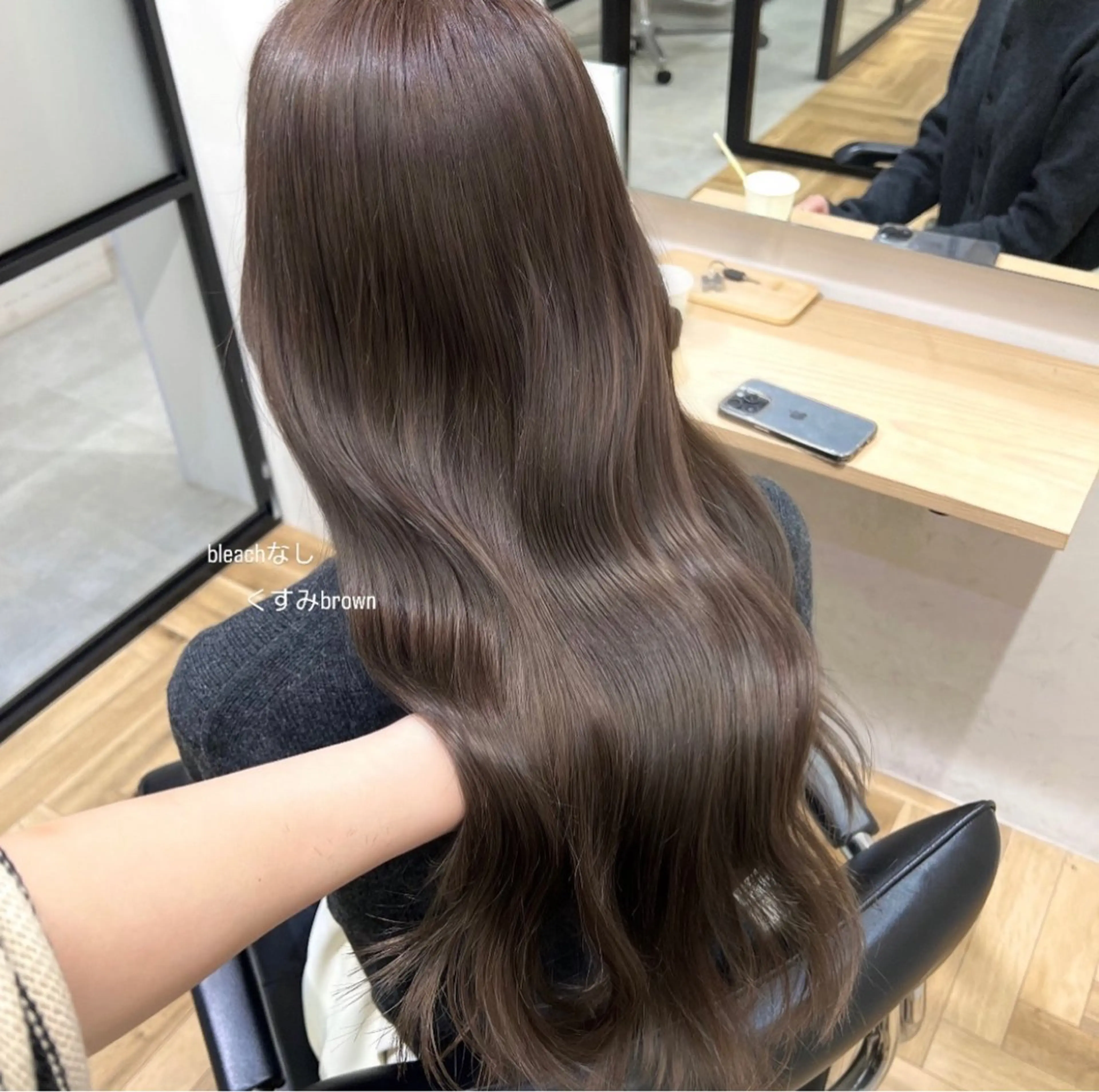 ロング カラー パーマ ヘアアレンジ 前川 朋香のヘアスタイル