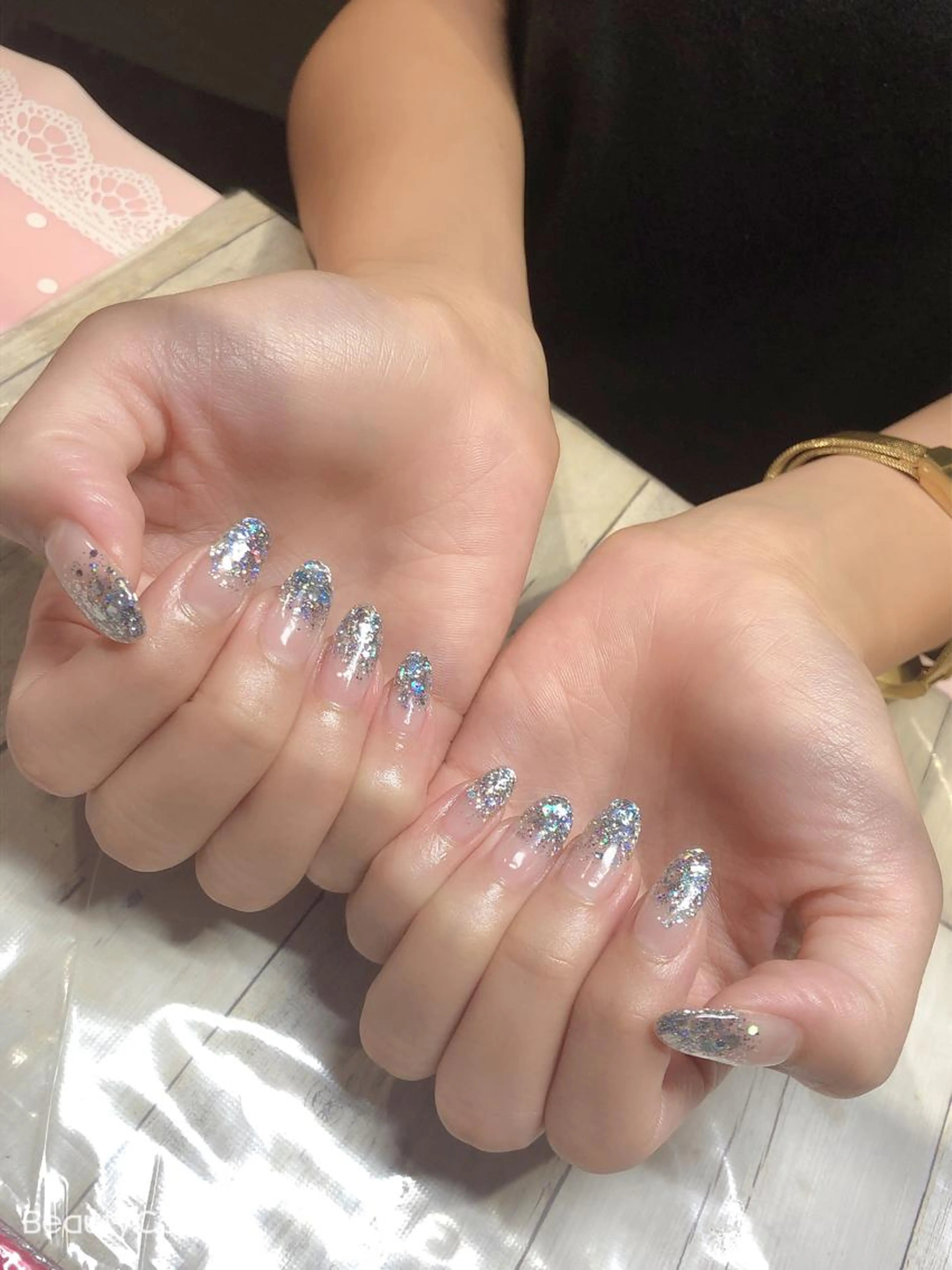 🎀今だけ🎀ラメグラデーション➕ホロちょいのせ　甘皮ケア➕ネイルオイル　オフ込みの写真