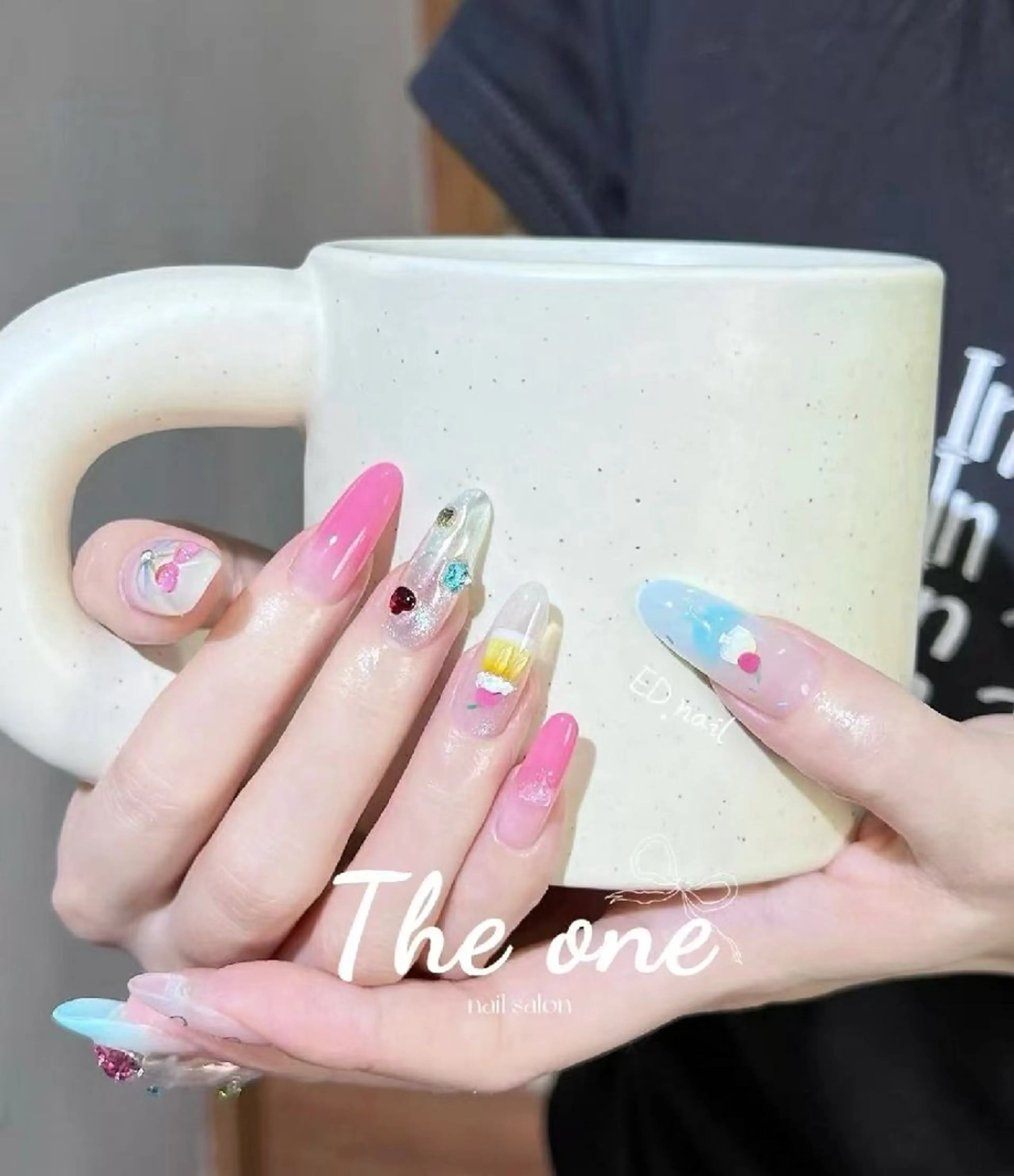 ネイル Theone栄店 松田のネイルデザイン