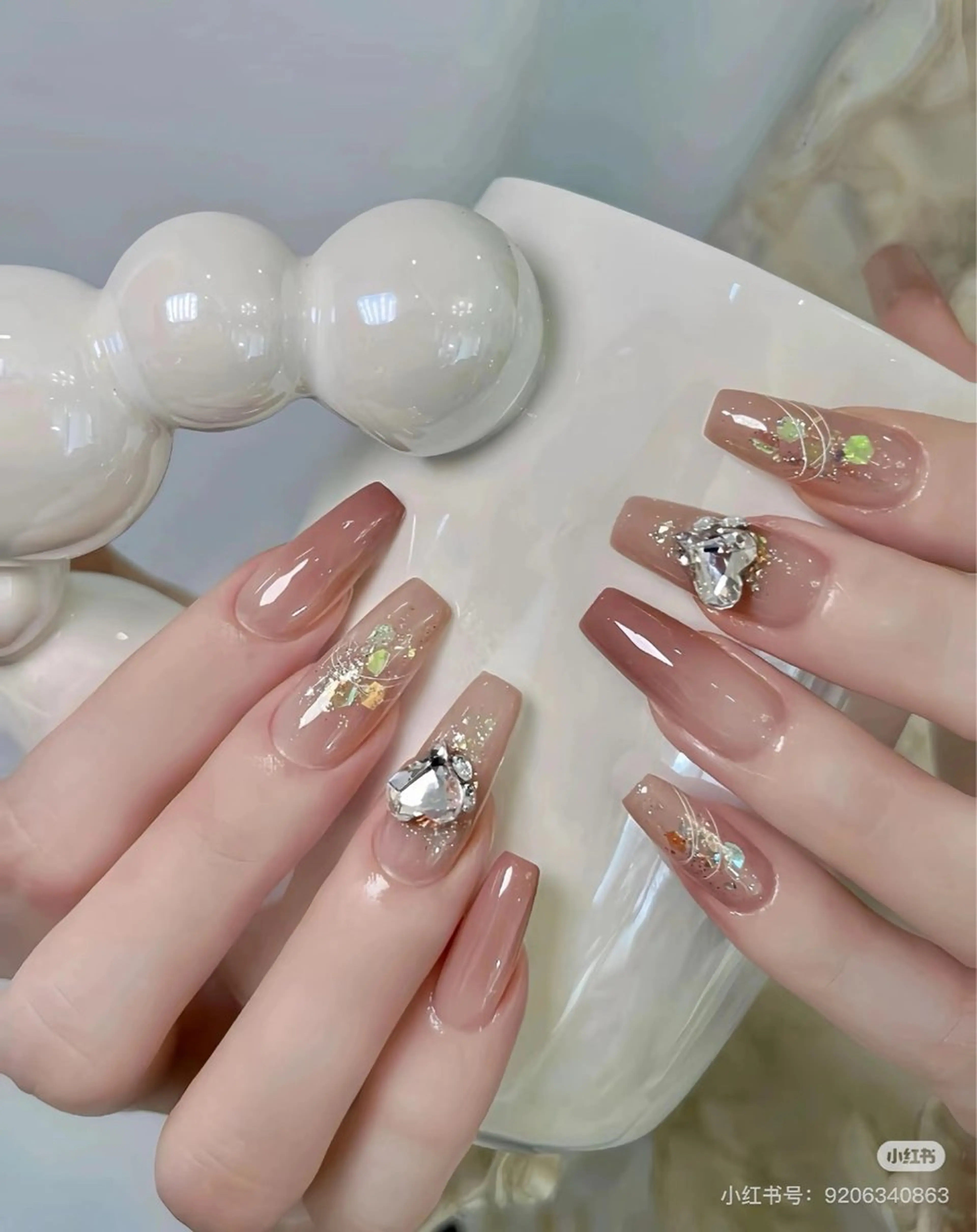 ネイル ホウ エンのネイルデザイン