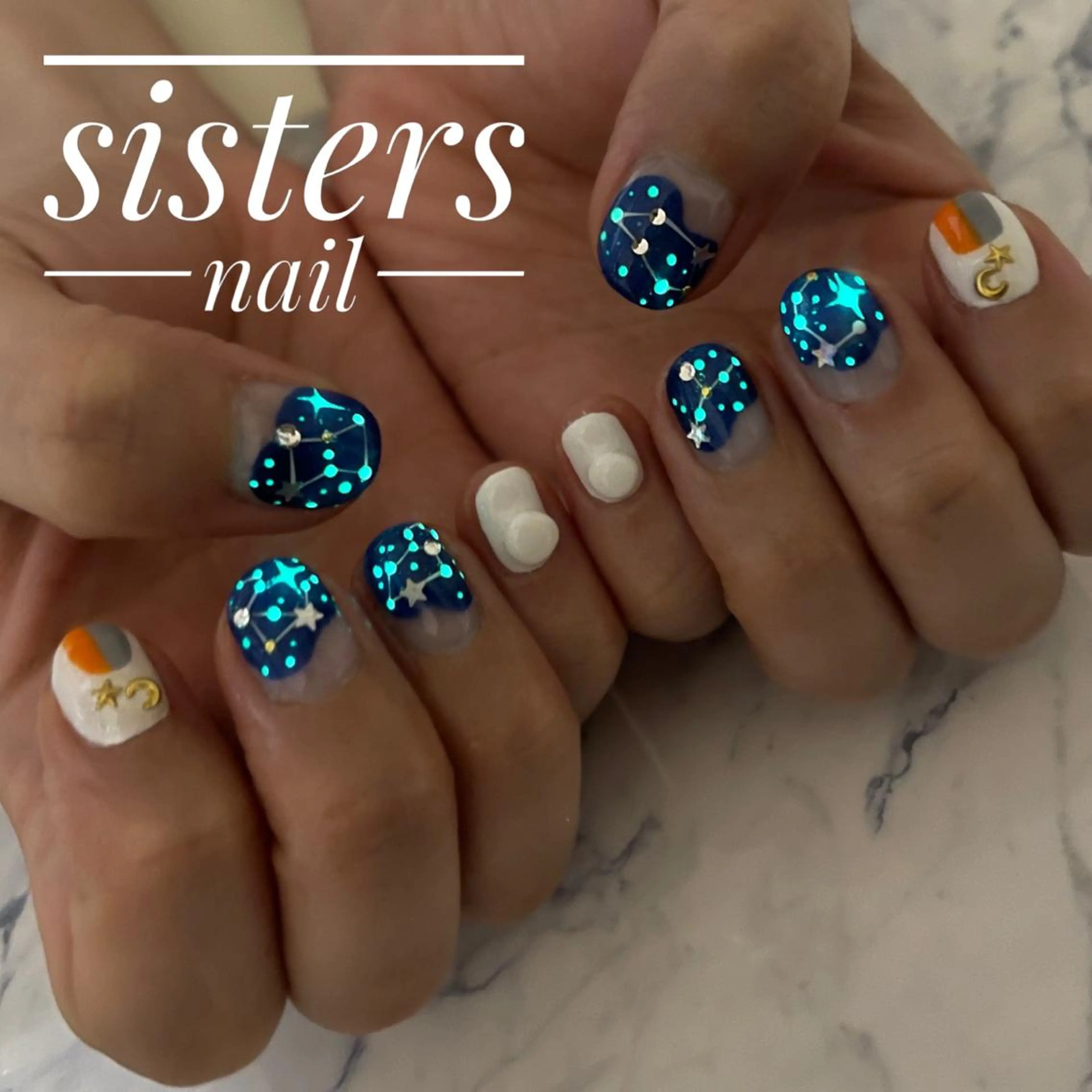 ネイル アートネイル ブルー 長さ出し フレンチネイル ニュアンスネイル sisters nail.fのネイルデザイン