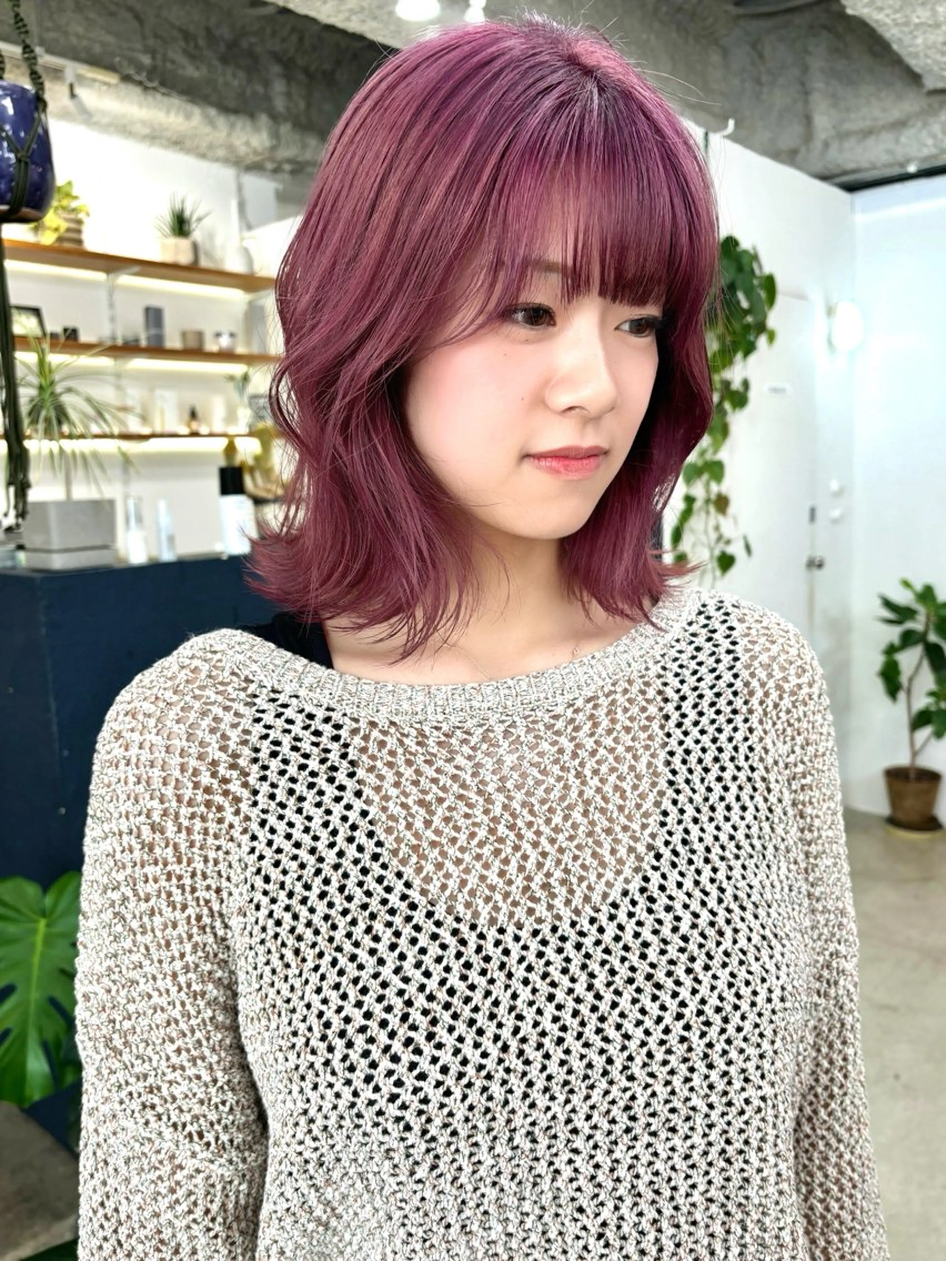 ミディアム カラー ブリーチ ブラウンカラー カシス 透明感カラー ラベンダーカラー ヘアカラー 暖色カラー/天神/ ヘイマサクラのヘアスタイル