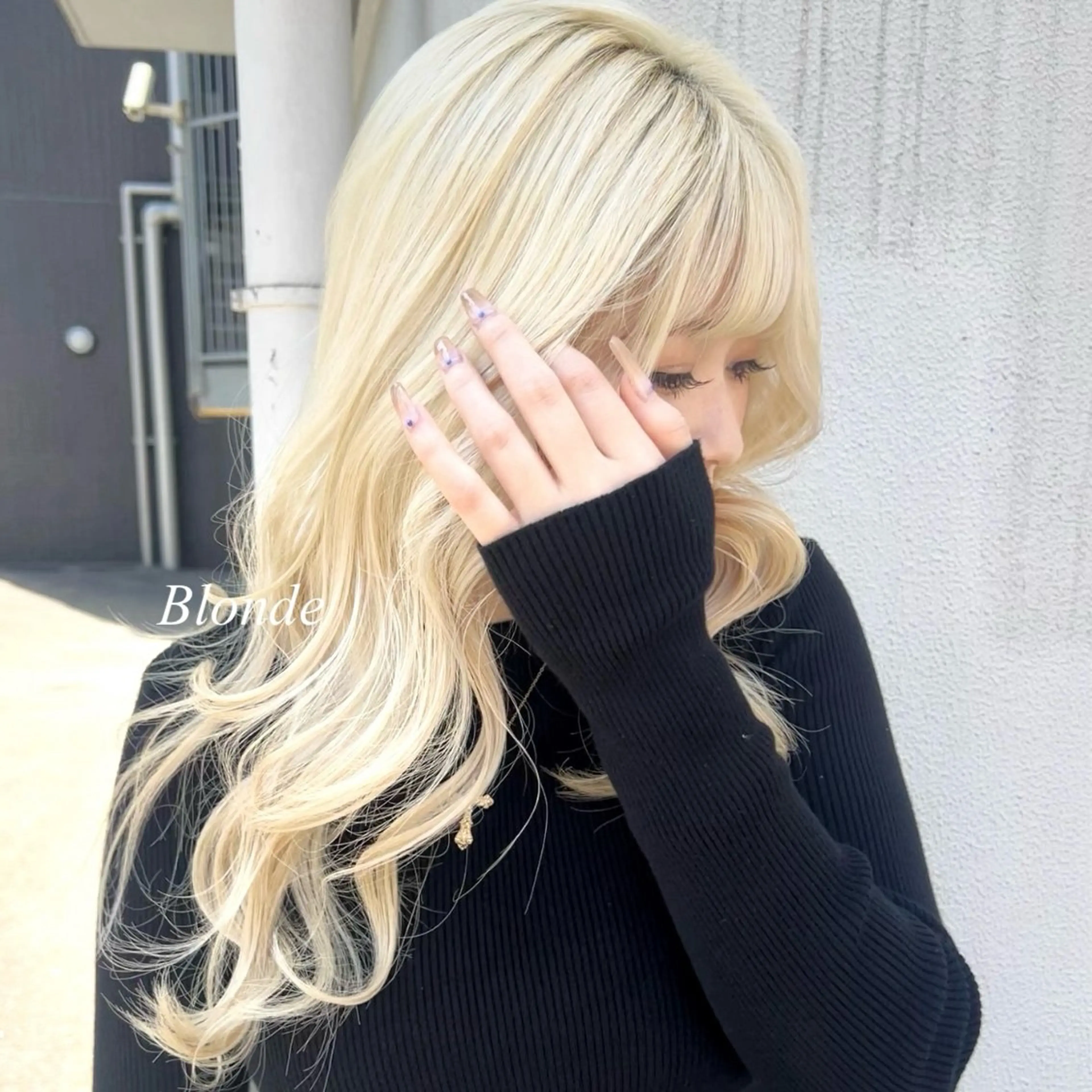 ロング カラー シールエクステ ハイトーンカラー エクステ ヘアカラー シールエクステ特化 ハイトーン、NANAのヘアスタイル