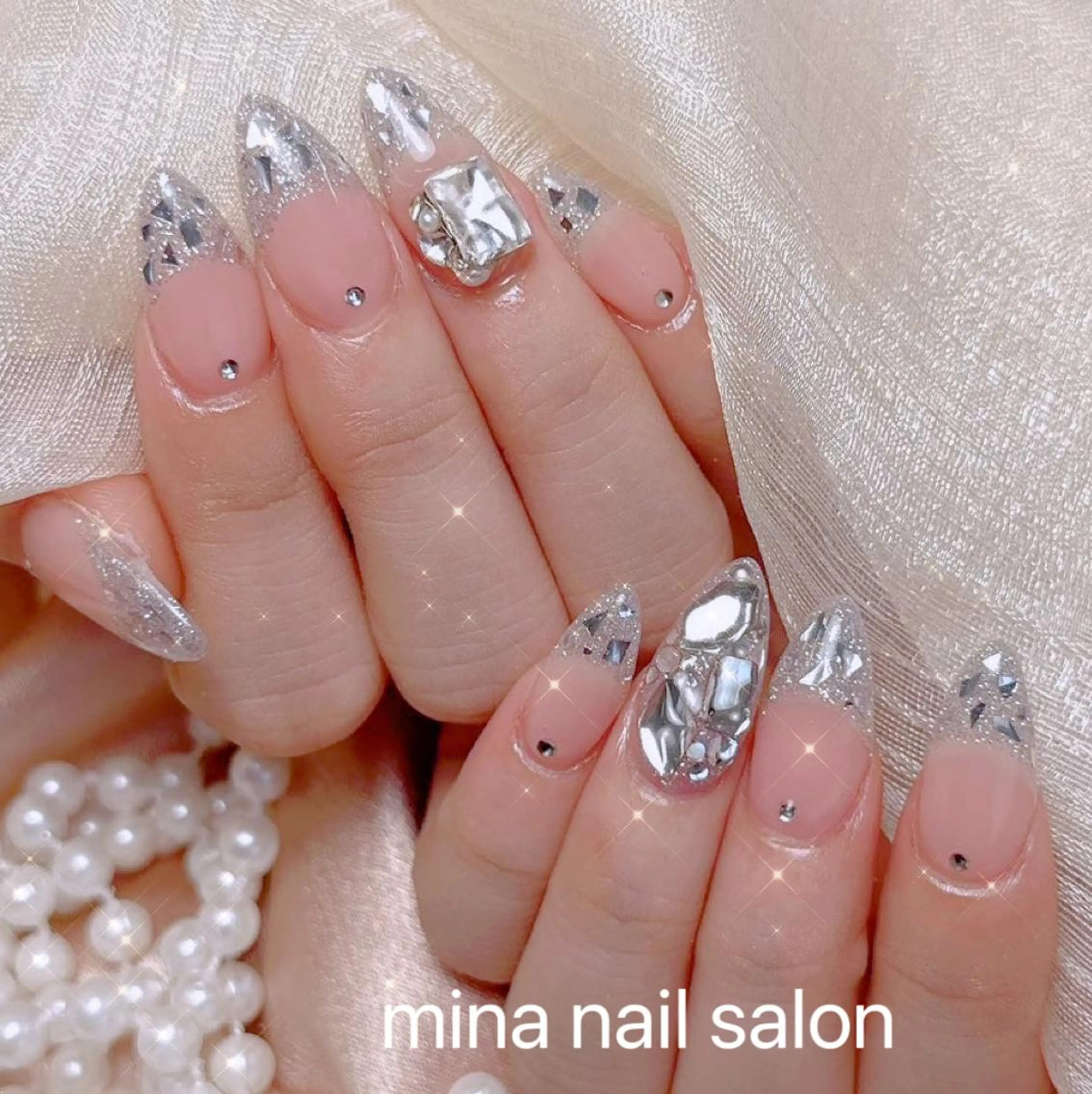 ネイル Mina🧸 韓国風ネイル🎀のネイルデザイン